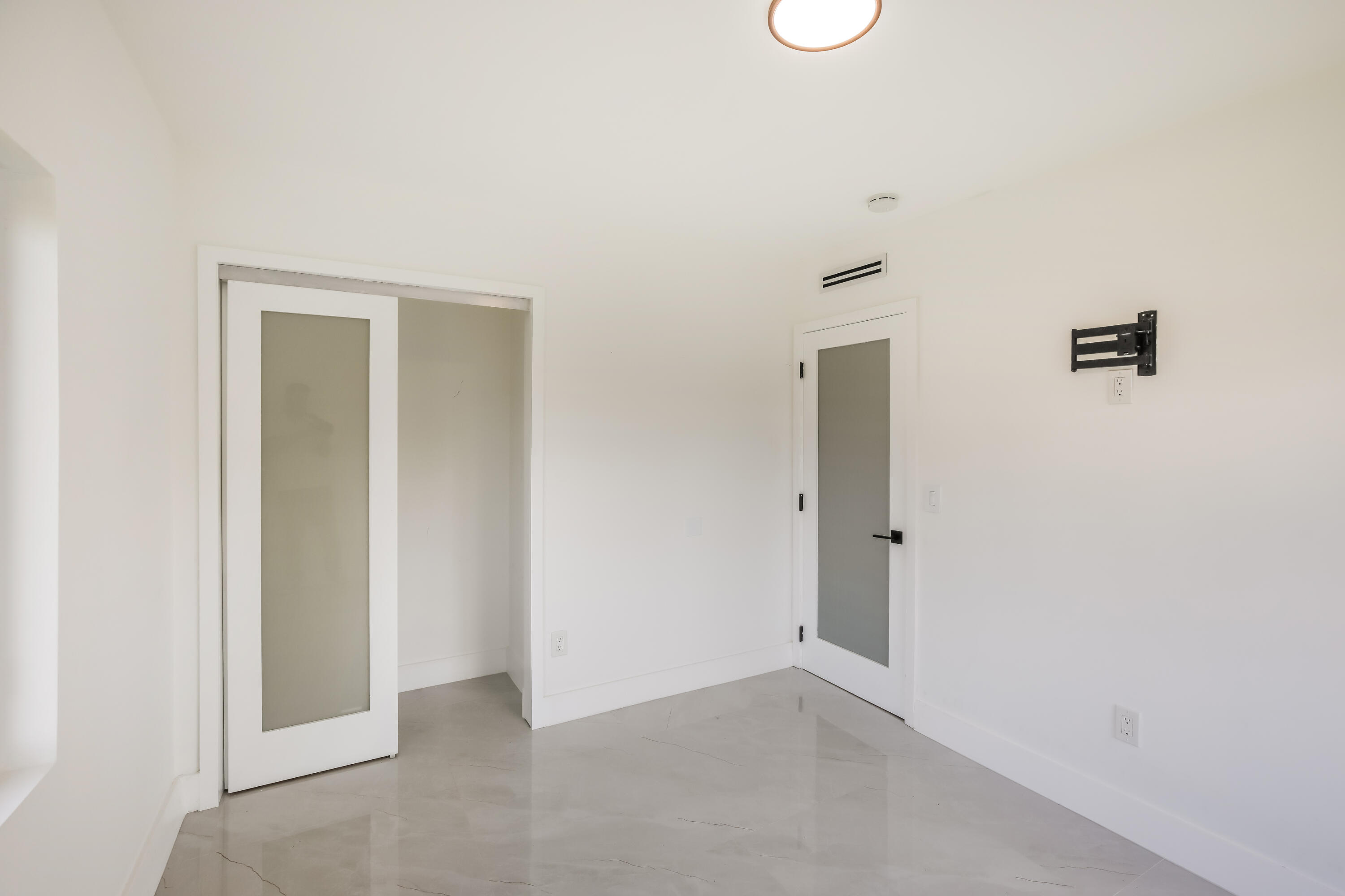 4701 SW 7th Miami, FL 33134