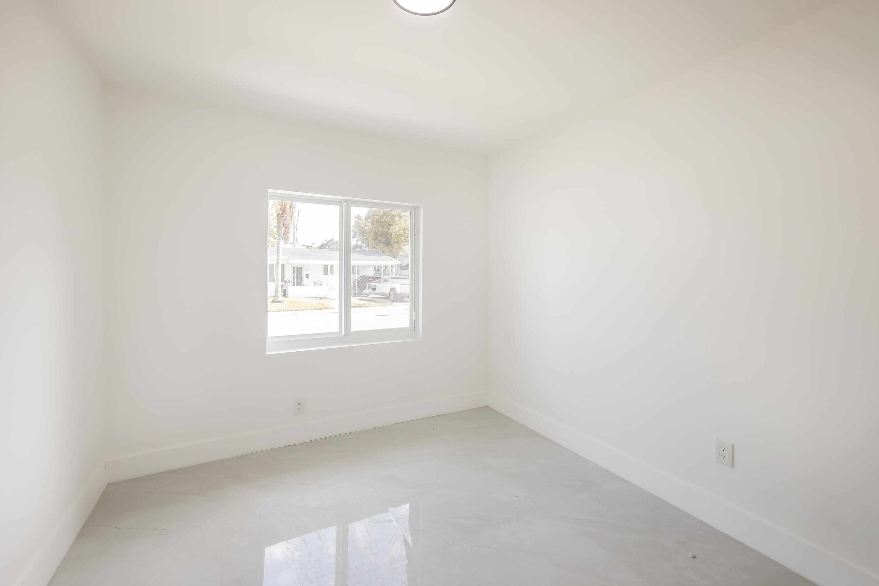 4701 SW 7th Miami, FL 33134