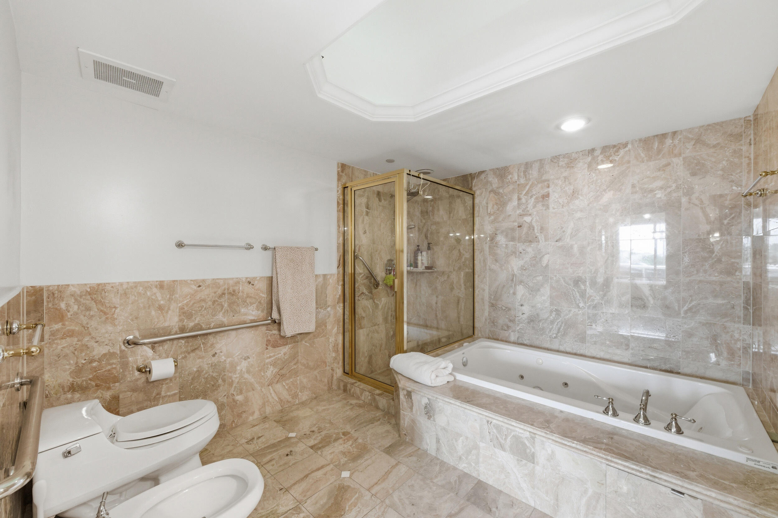 9595 Collins #N3-f Surfside, FL 33154