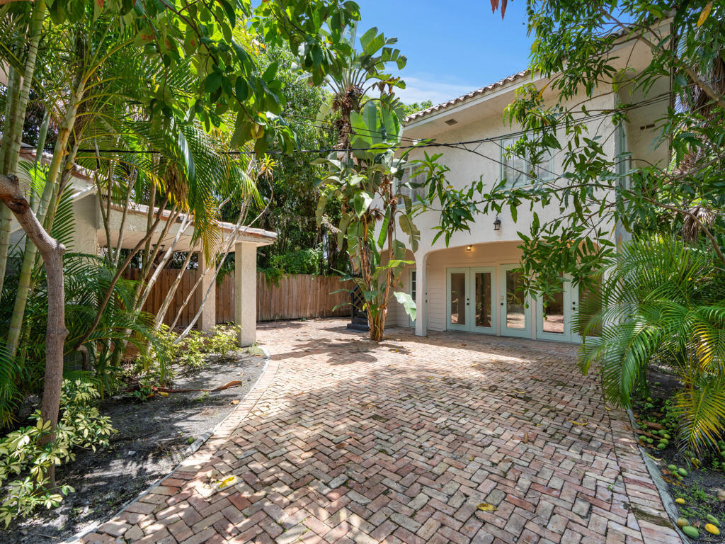 333 Marlborough West Palm Beach, FL 33405