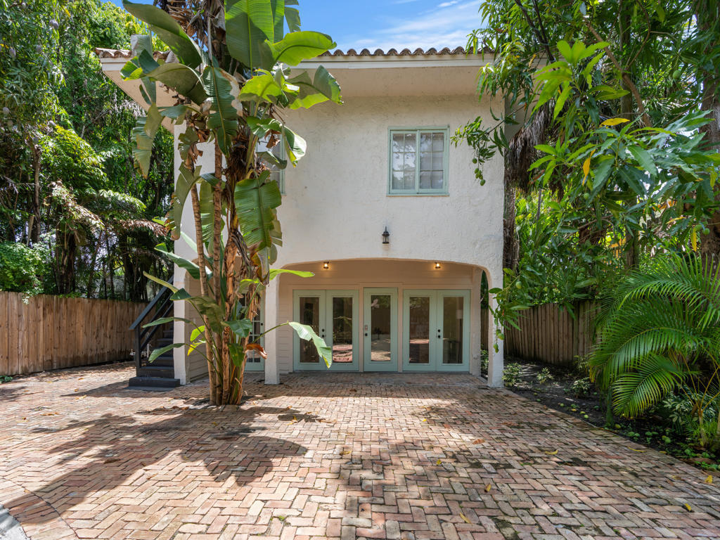 333 Marlborough West Palm Beach, FL 33405