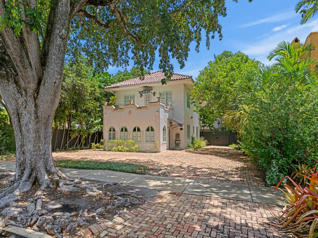 333 Marlborough West Palm Beach, FL 33405