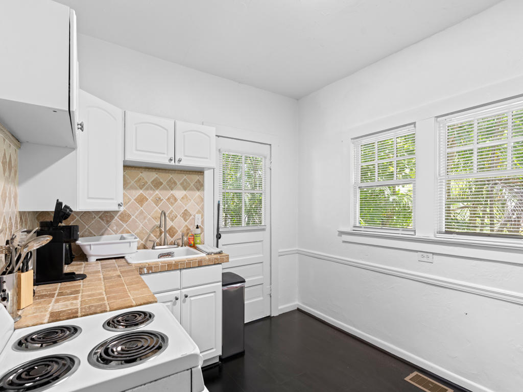 333 Marlborough West Palm Beach, FL 33405