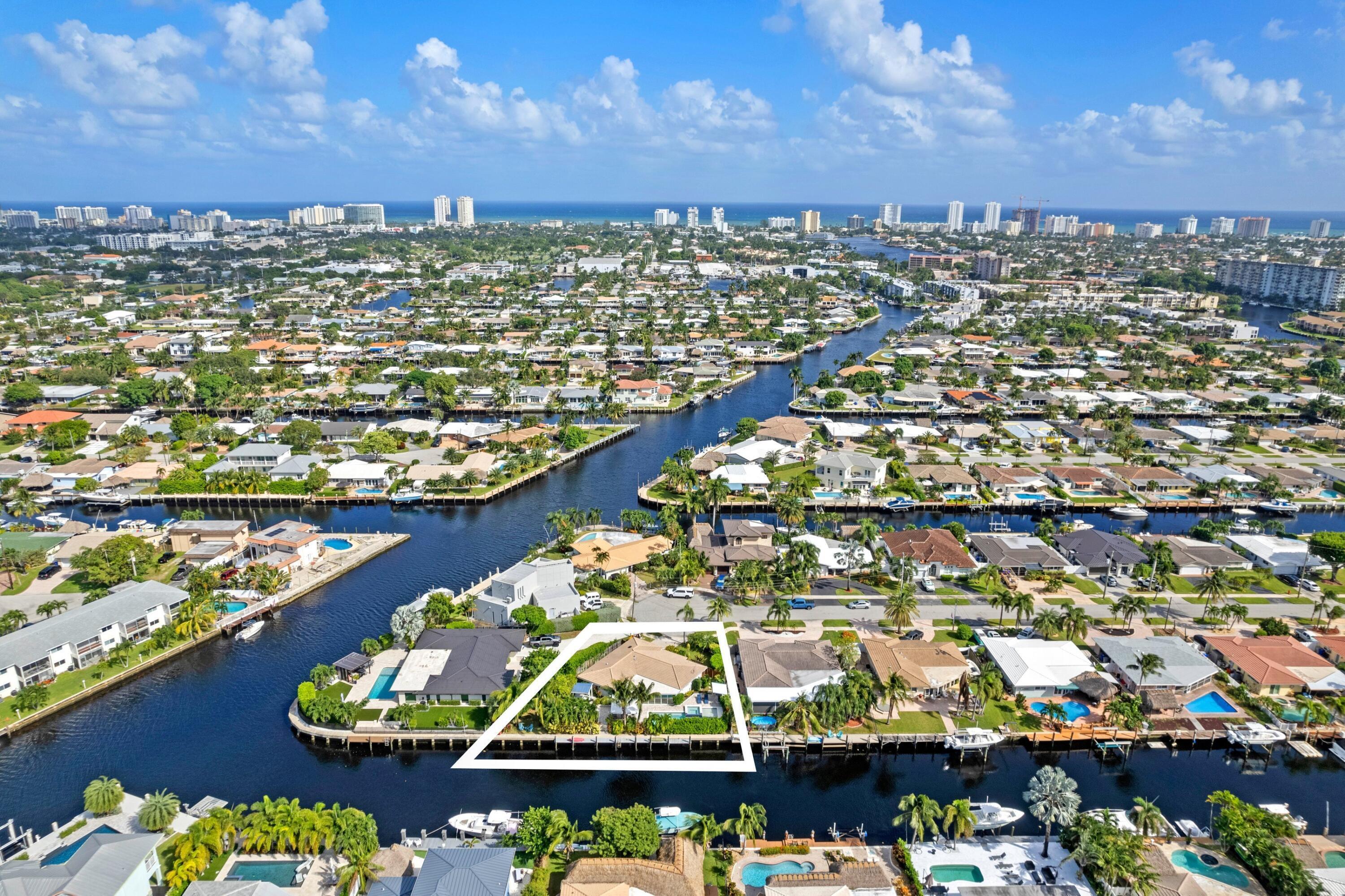 391 SE 7th Pompano Beach, FL 33060