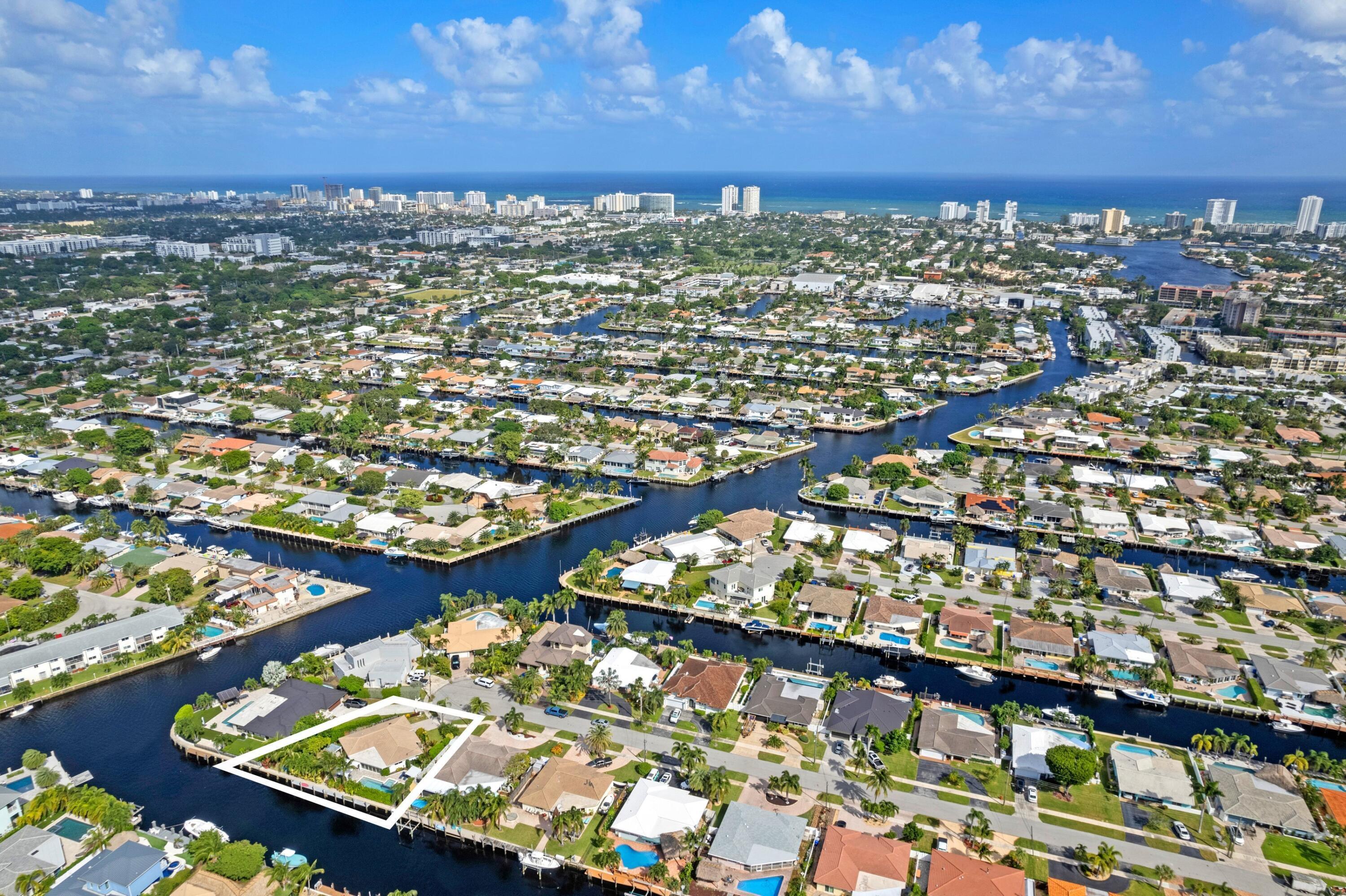 391 SE 7th Pompano Beach, FL 33060