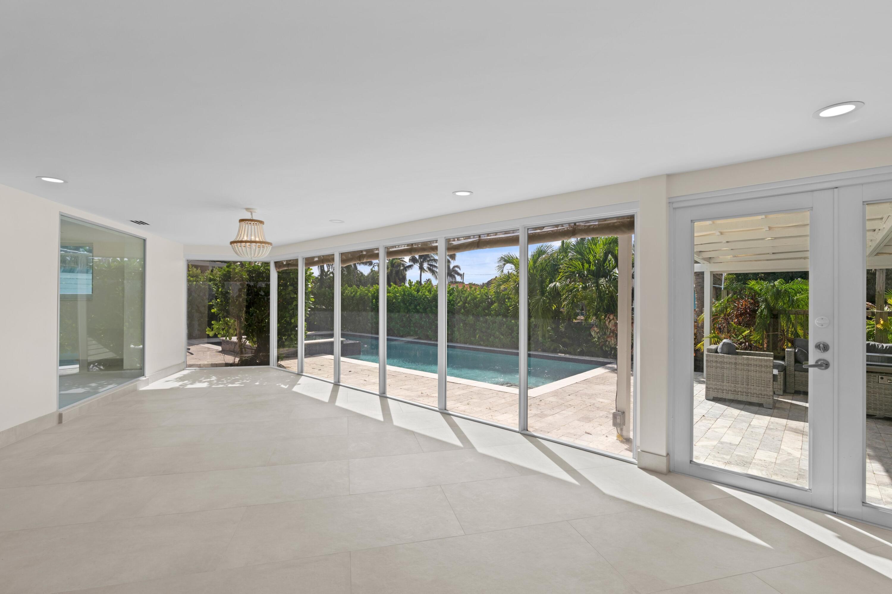 391 SE 7th Pompano Beach, FL 33060