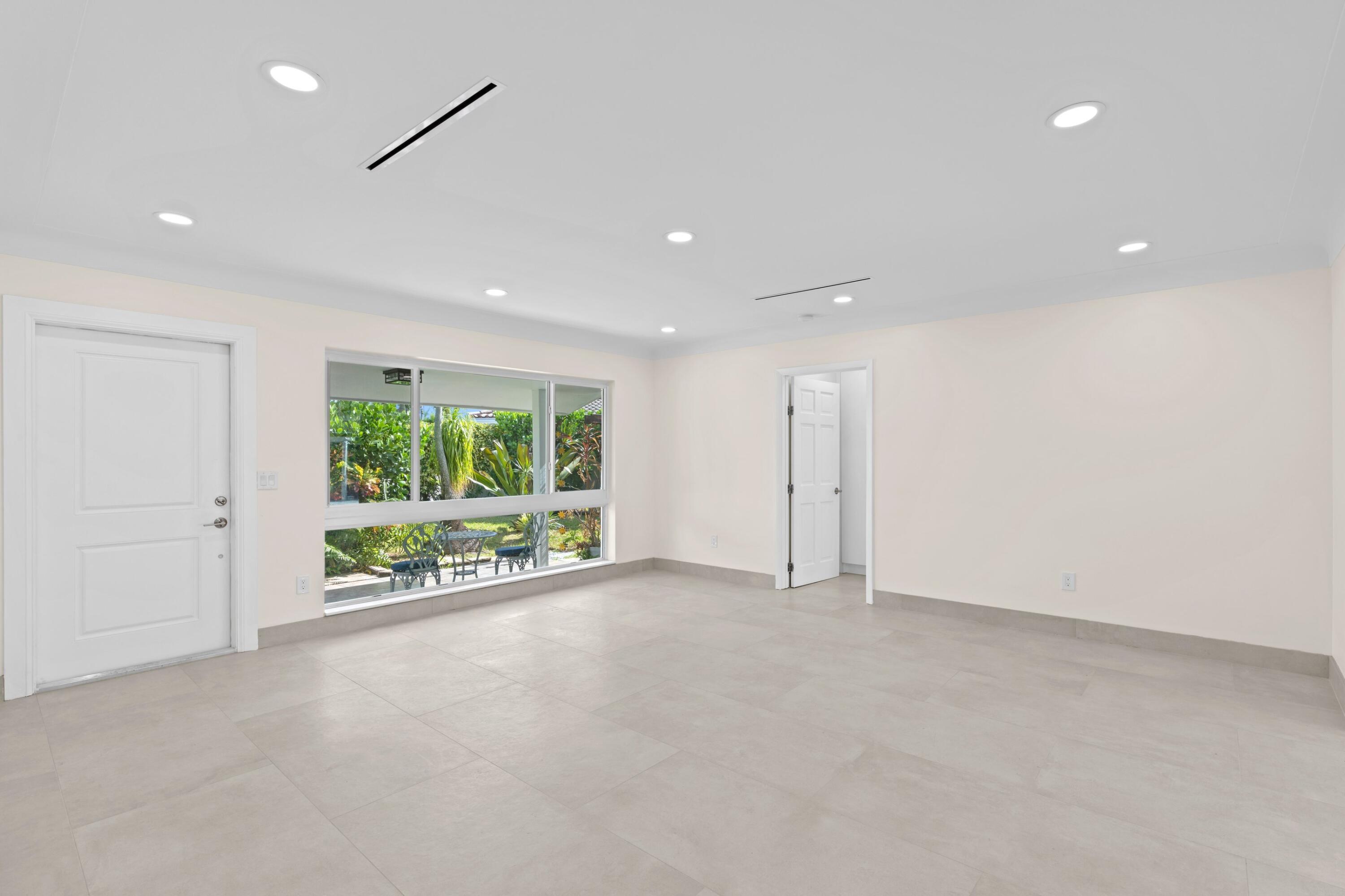 391 SE 7th Pompano Beach, FL 33060