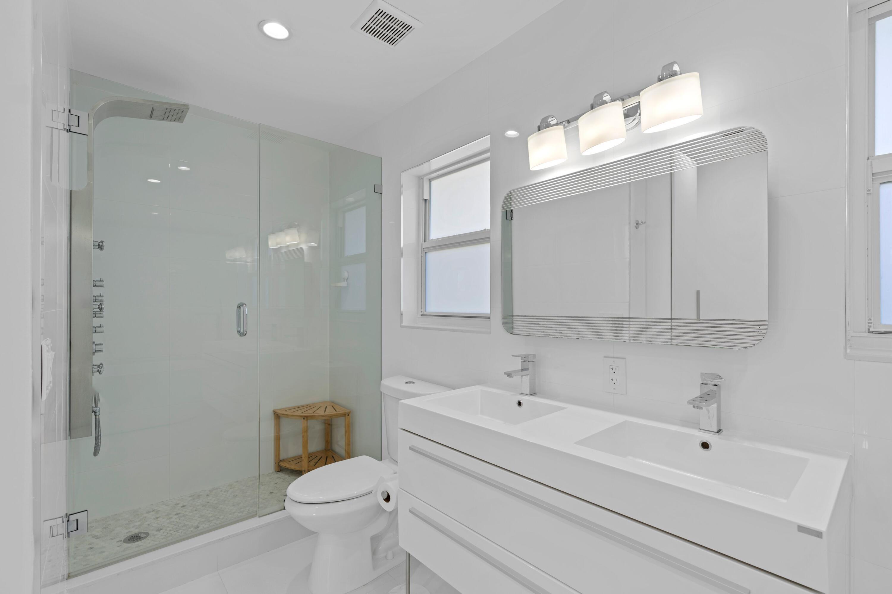 391 SE 7th Pompano Beach, FL 33060