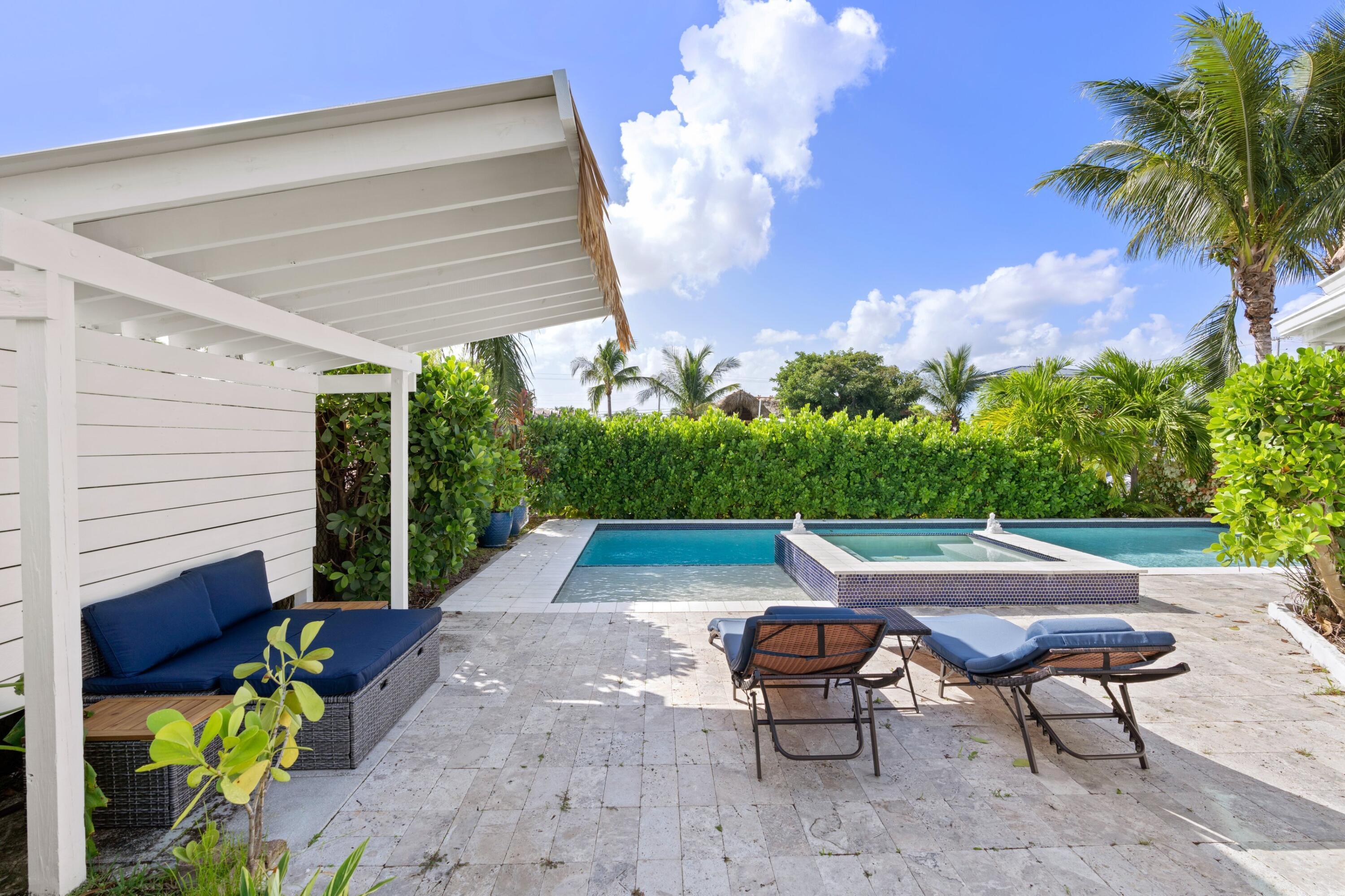 391 SE 7th Pompano Beach, FL 33060