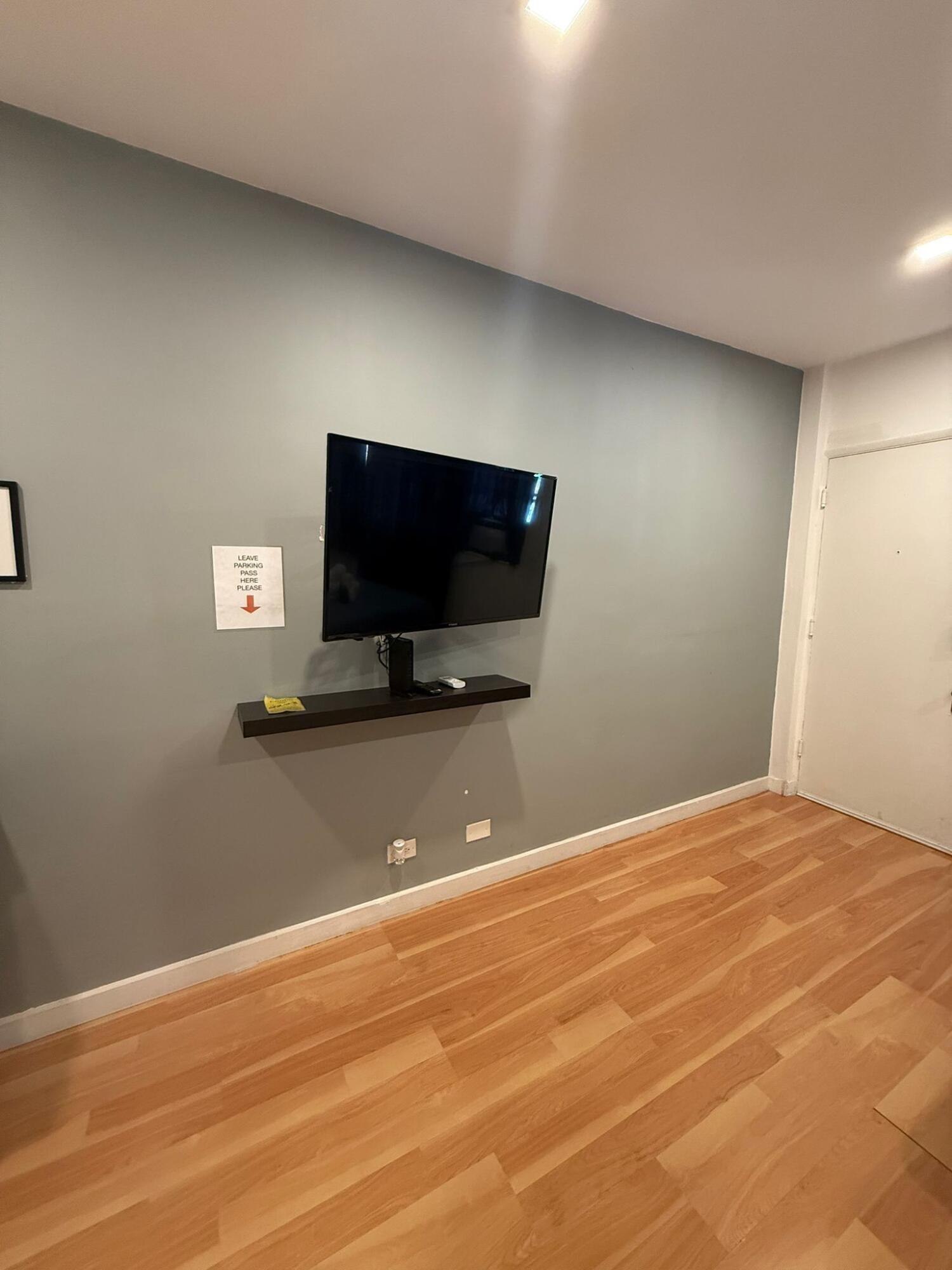26 Diplomat #2223 Hallandale Beach, FL 33009
