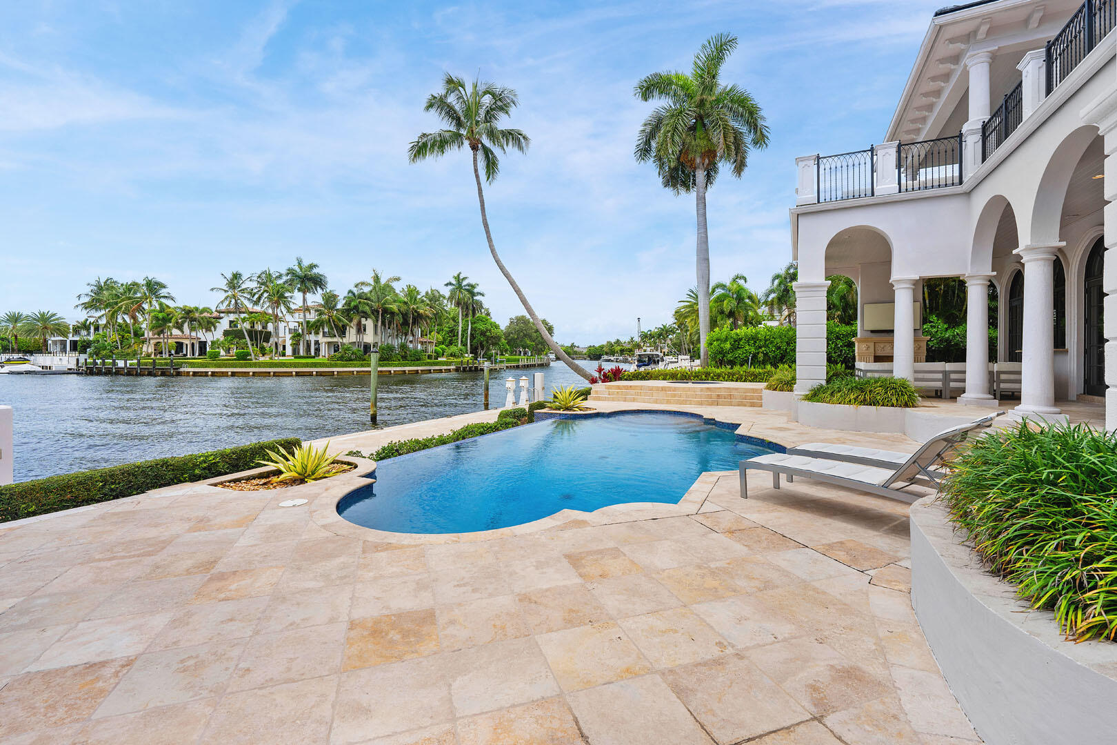 450 S Maya Palm Boca Raton, FL 33432