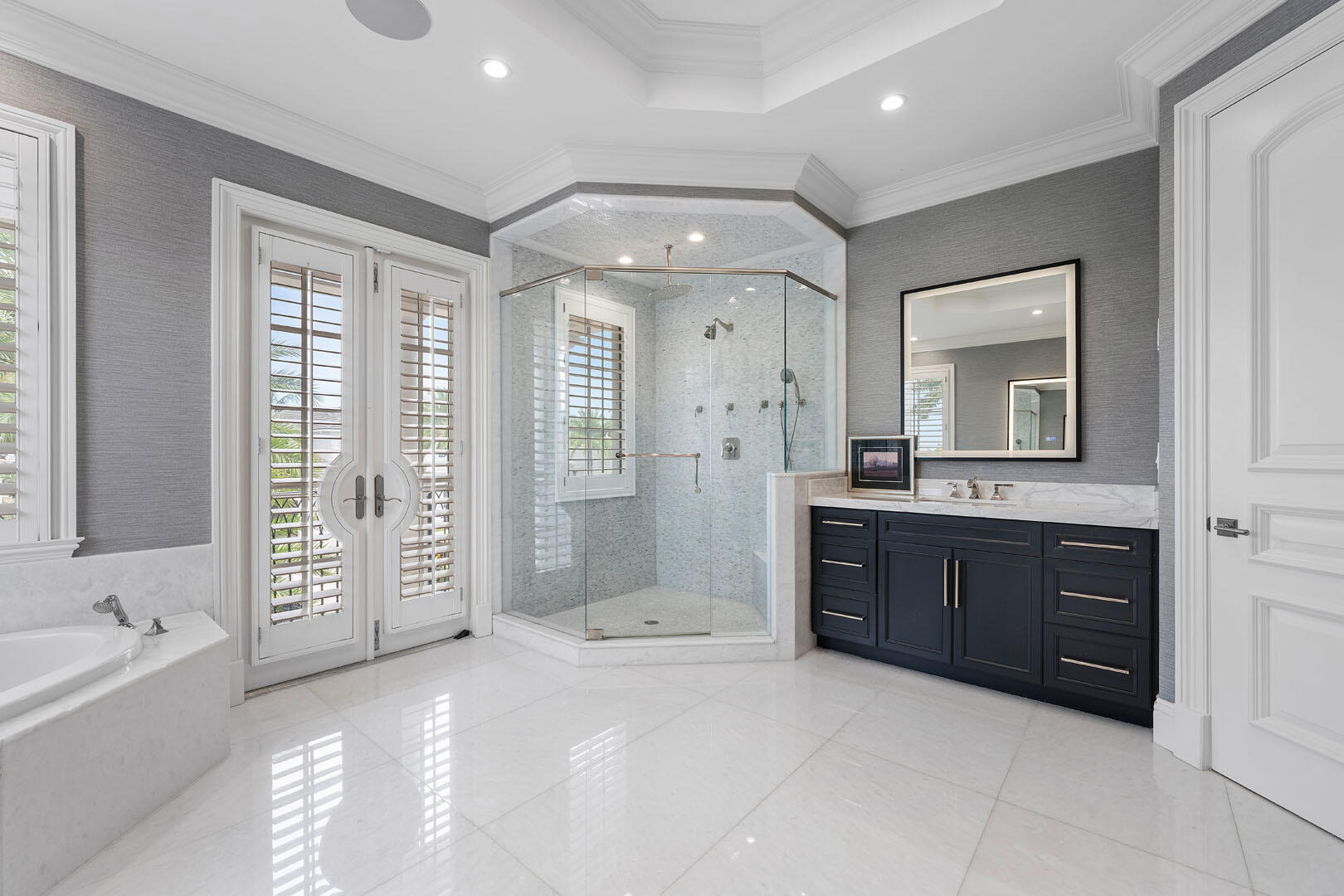 450 S Maya Palm Boca Raton, FL 33432