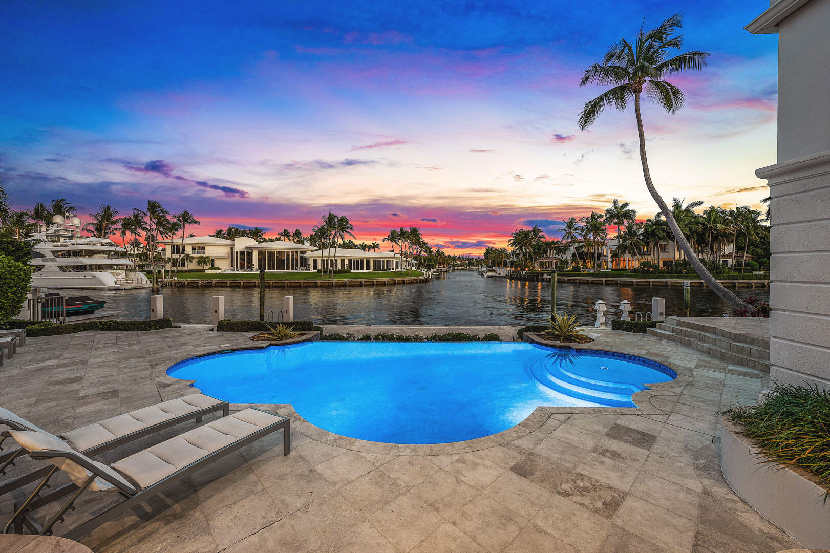 450 S Maya Palm Boca Raton, FL 33432