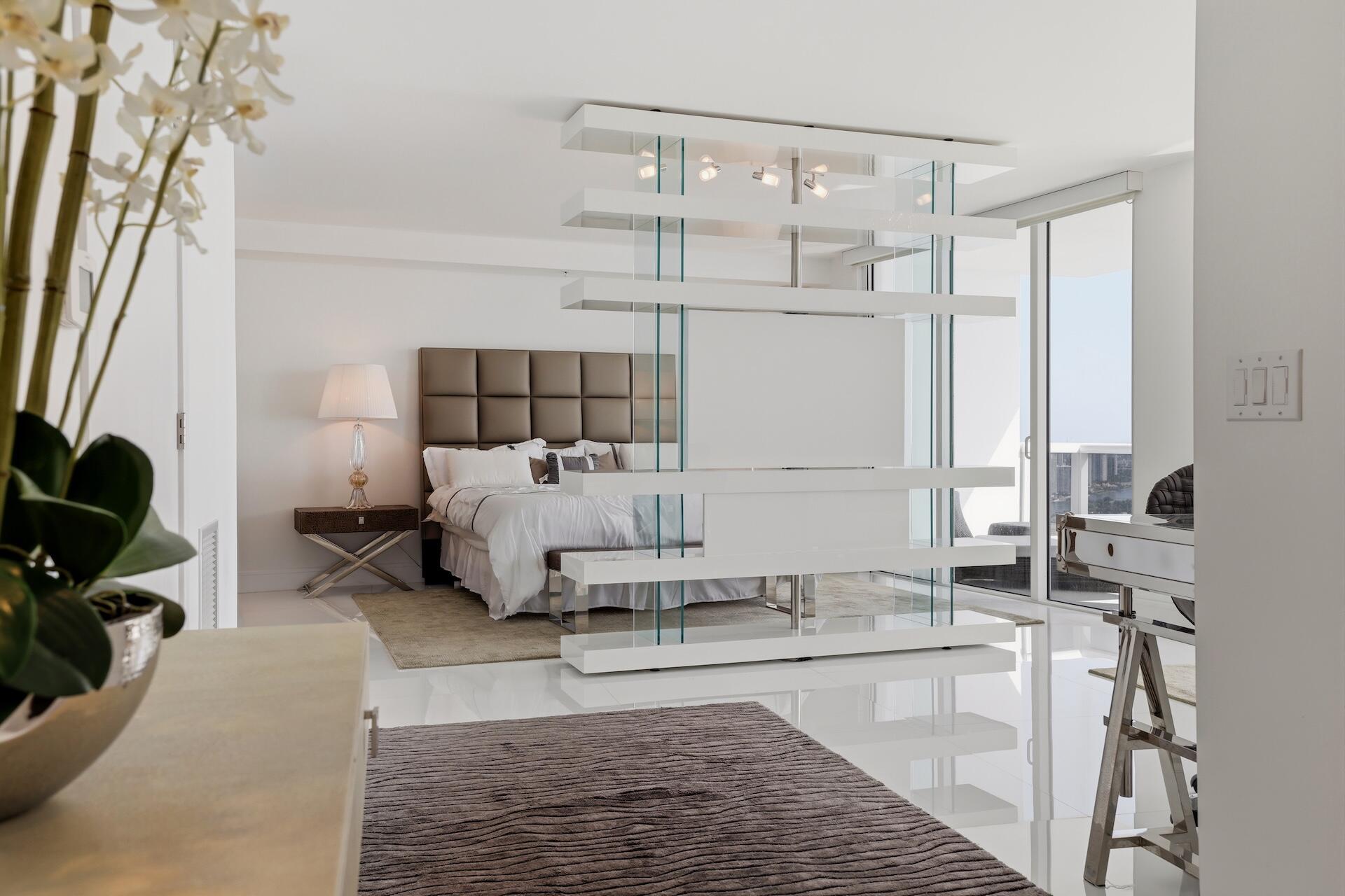 18201 Collins #PH 5109 Sunny Isles Beach, FL 33160