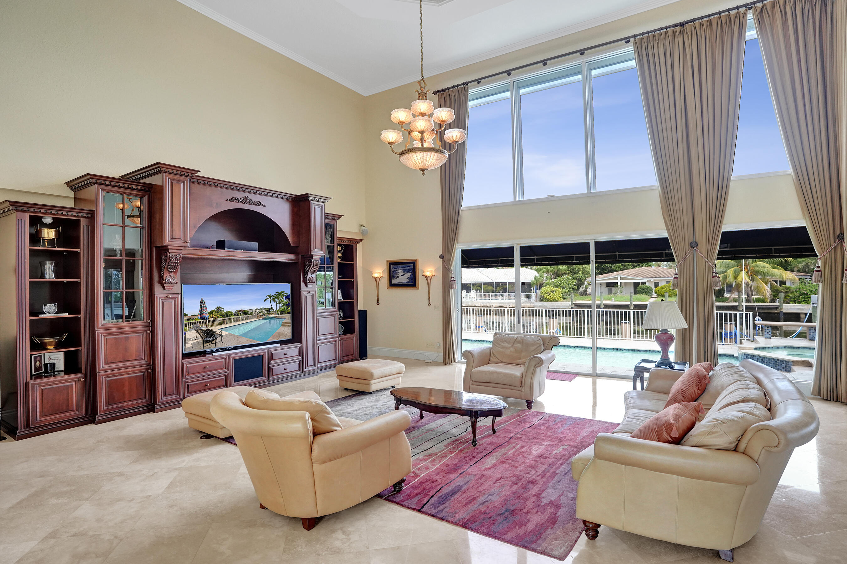 2875 NE 25th Ct Fort Lauderdale, FL 33305