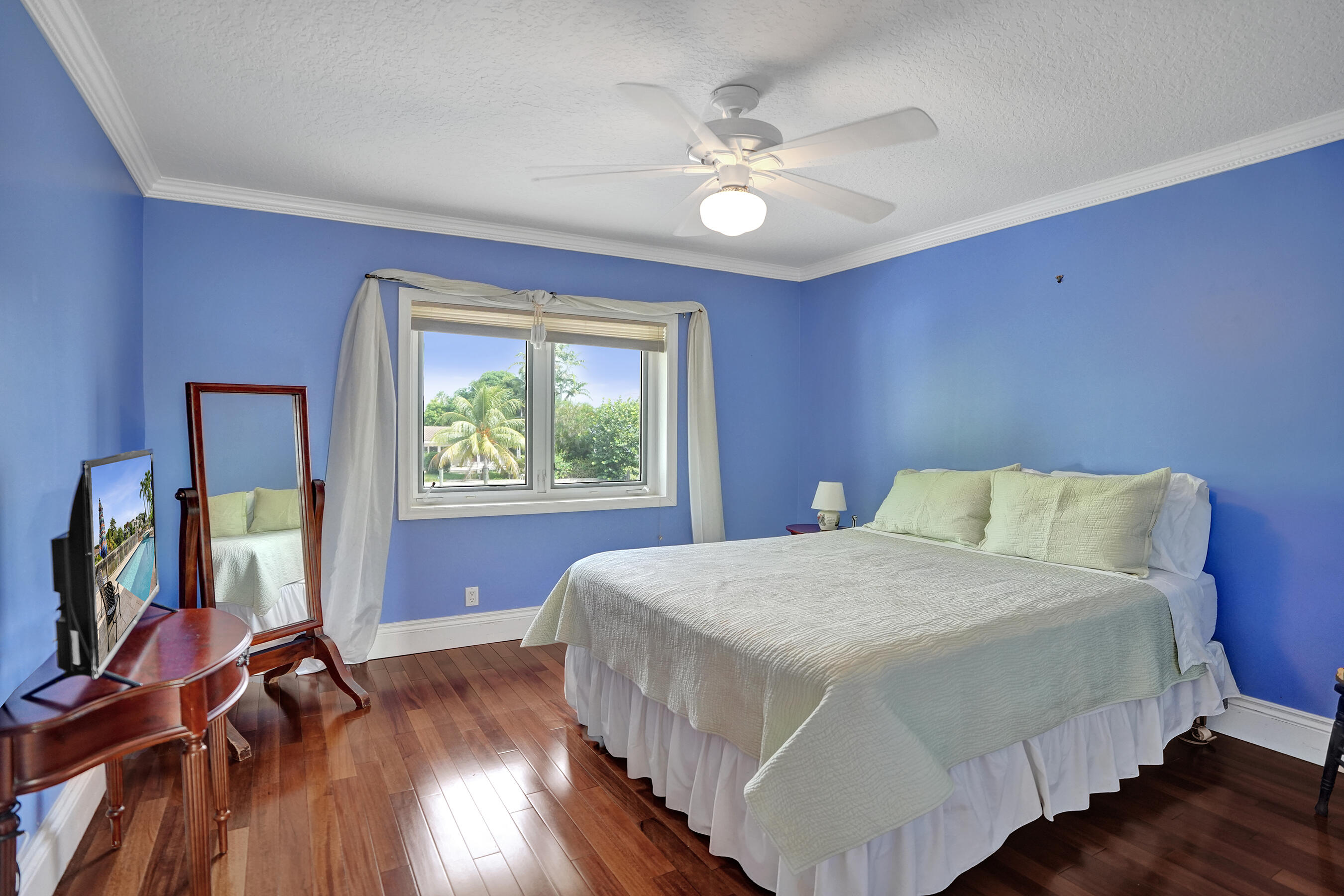 2875 NE 25th Ct Fort Lauderdale, FL 33305