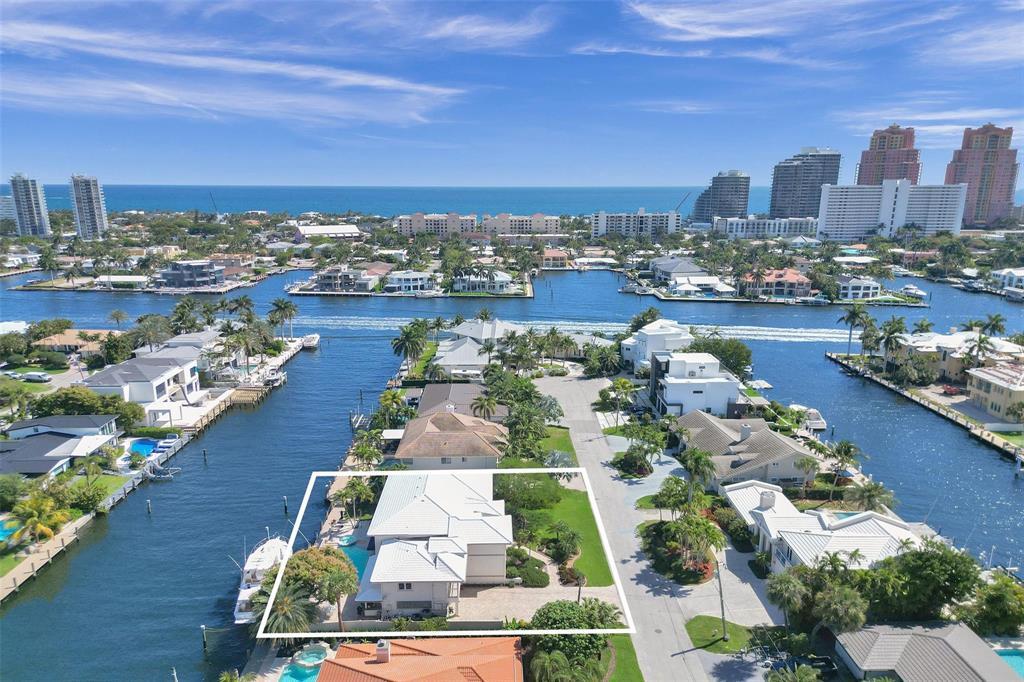 2875 NE 25th Ct Fort Lauderdale, FL 33305