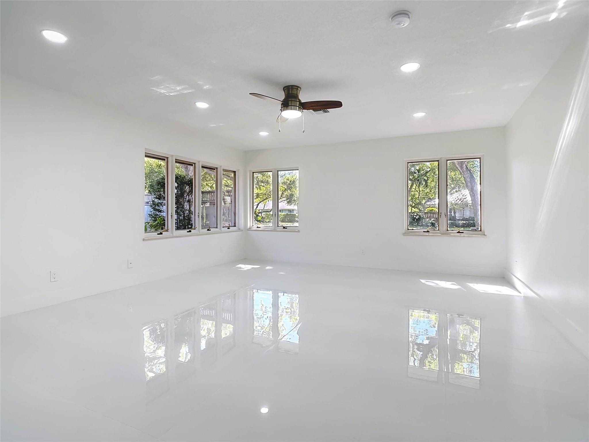 1200 Poitras Dr Vero Beach, FL 32963
