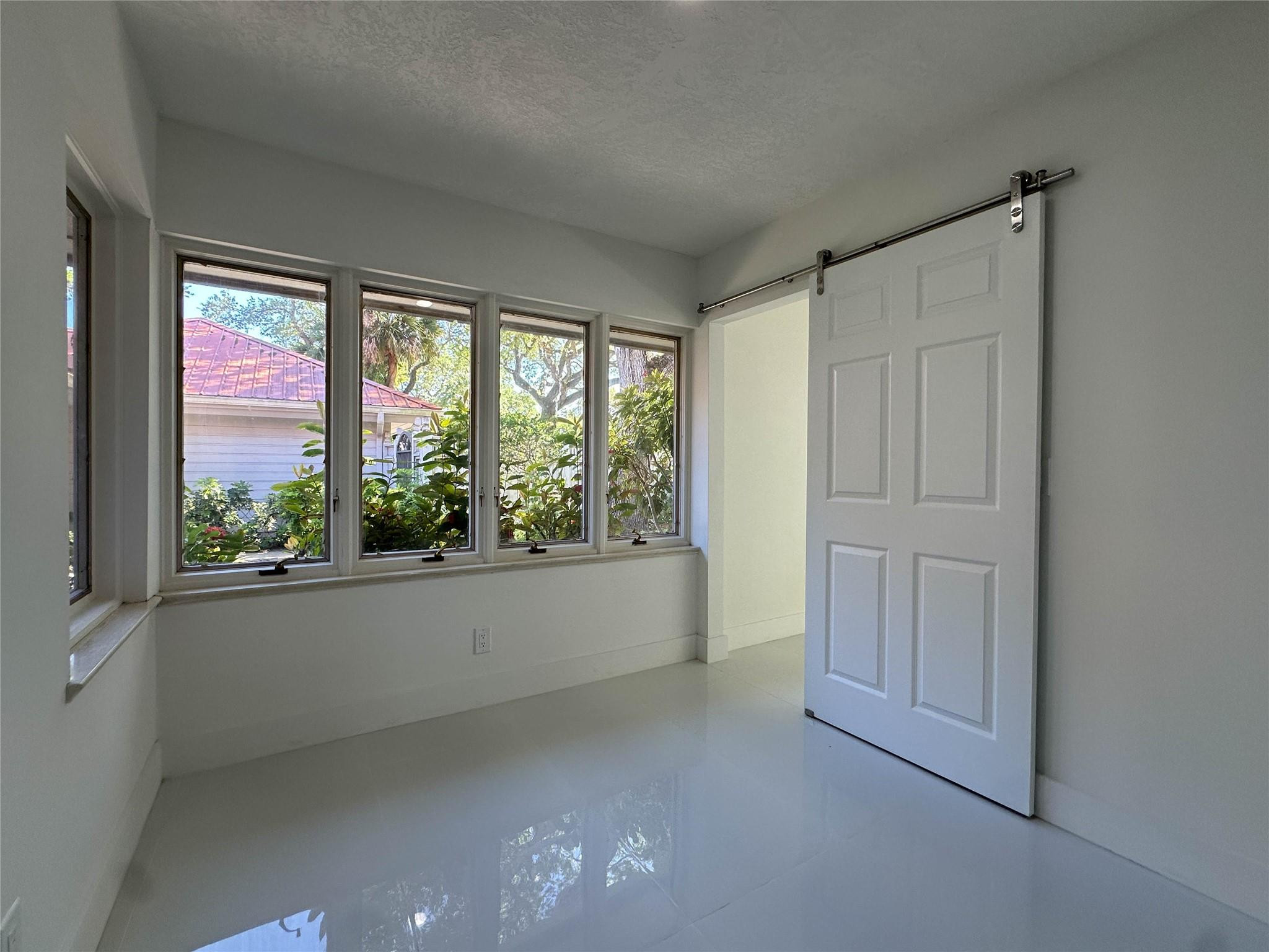 1200 Poitras Dr Vero Beach, FL 32963