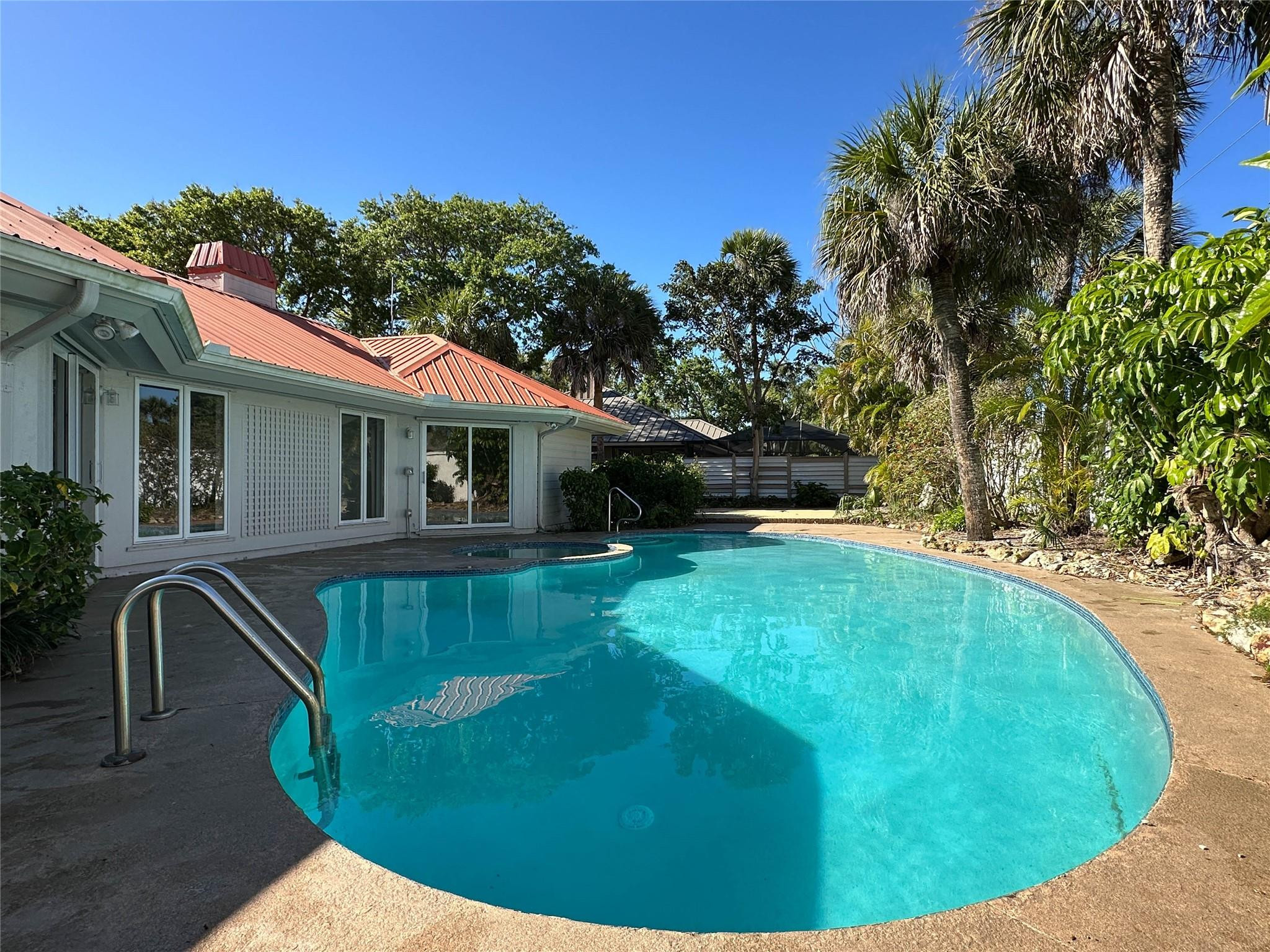 1200 Poitras Dr Vero Beach, FL 32963