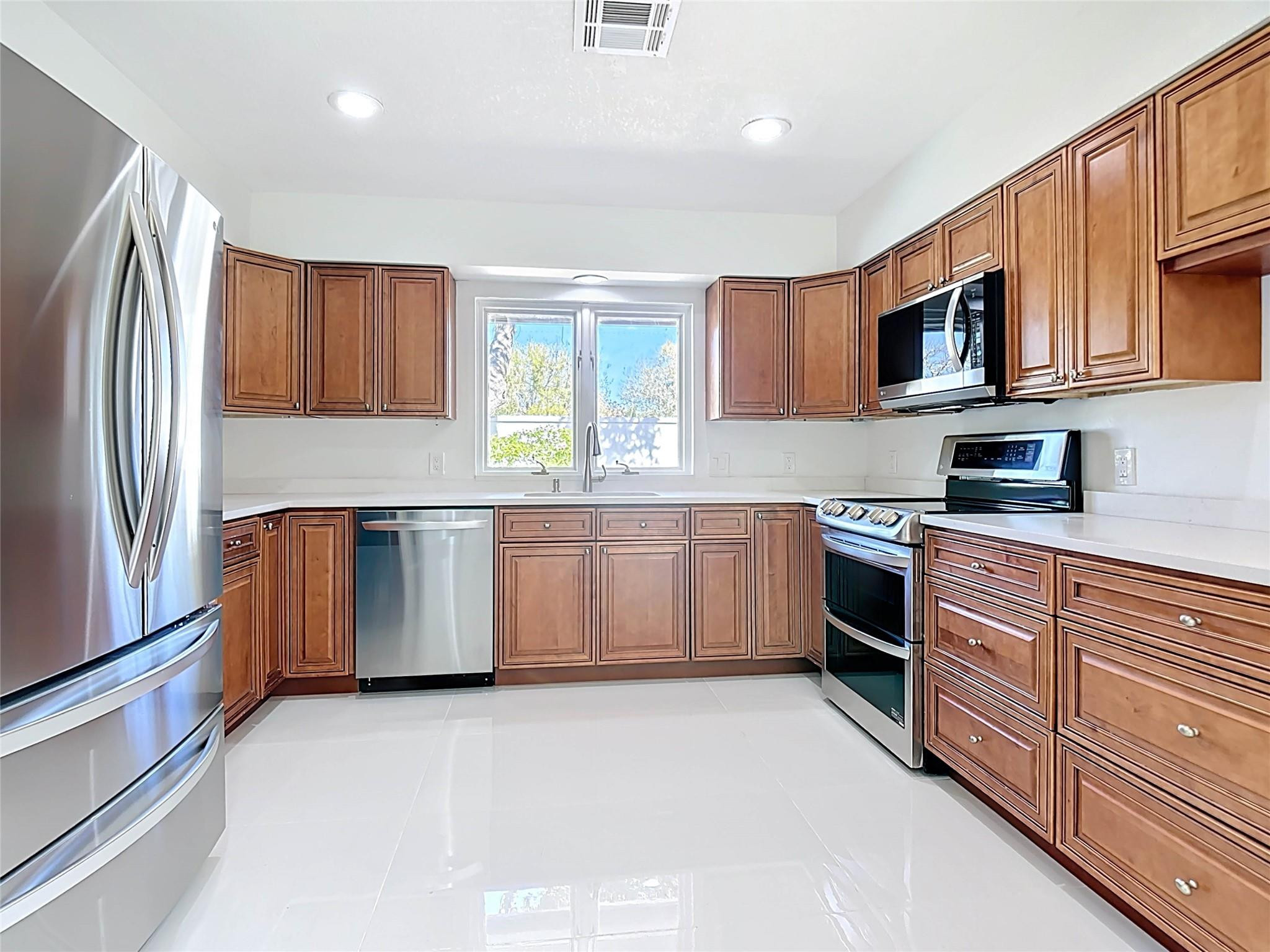 1200 Poitras Dr Vero Beach, FL 32963