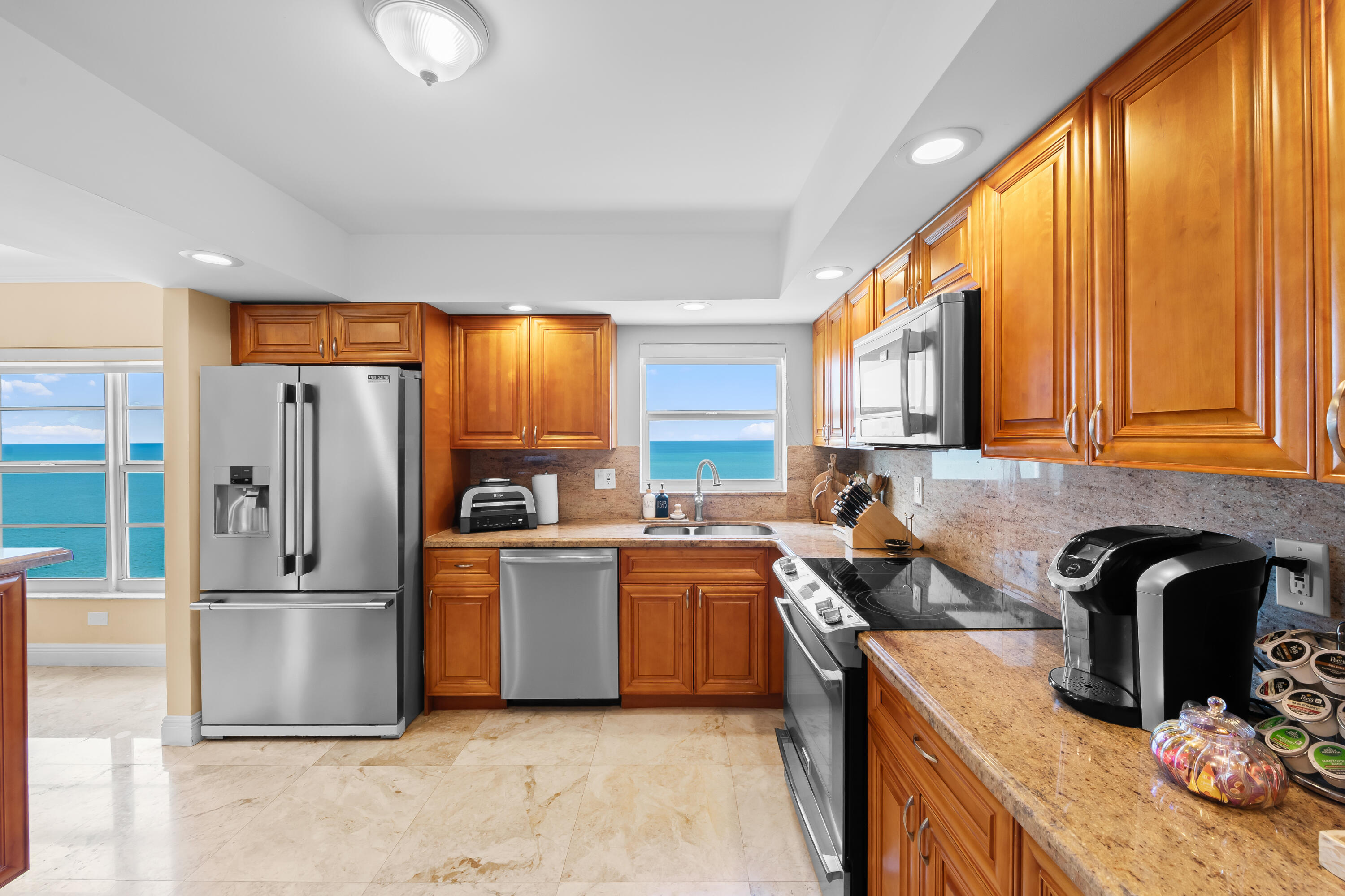3750 Galt Ocean Dr #1211 Fort Lauderdale, FL 33308