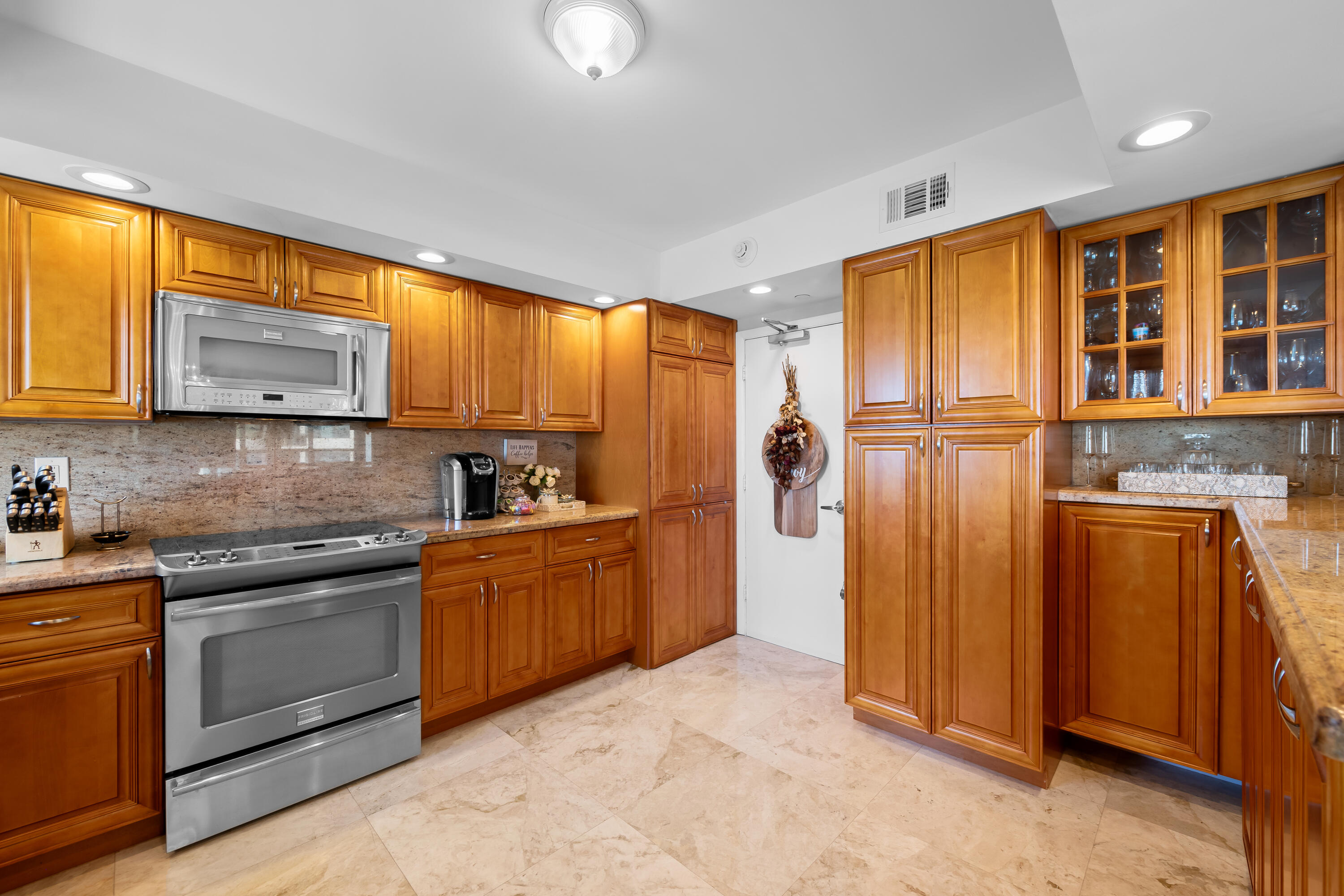 3750 Galt Ocean Dr #1211 Fort Lauderdale, FL 33308