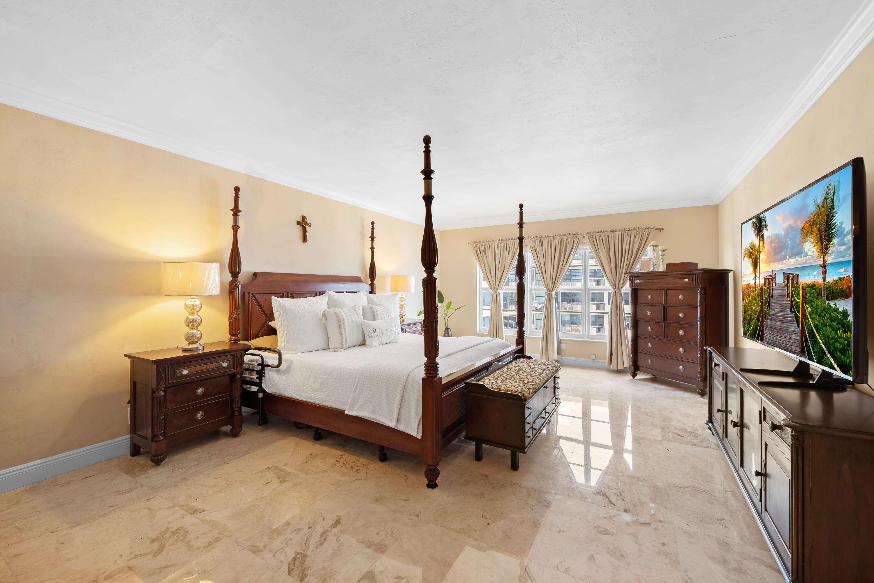 3750 Galt Ocean Dr #1211 Fort Lauderdale, FL 33308