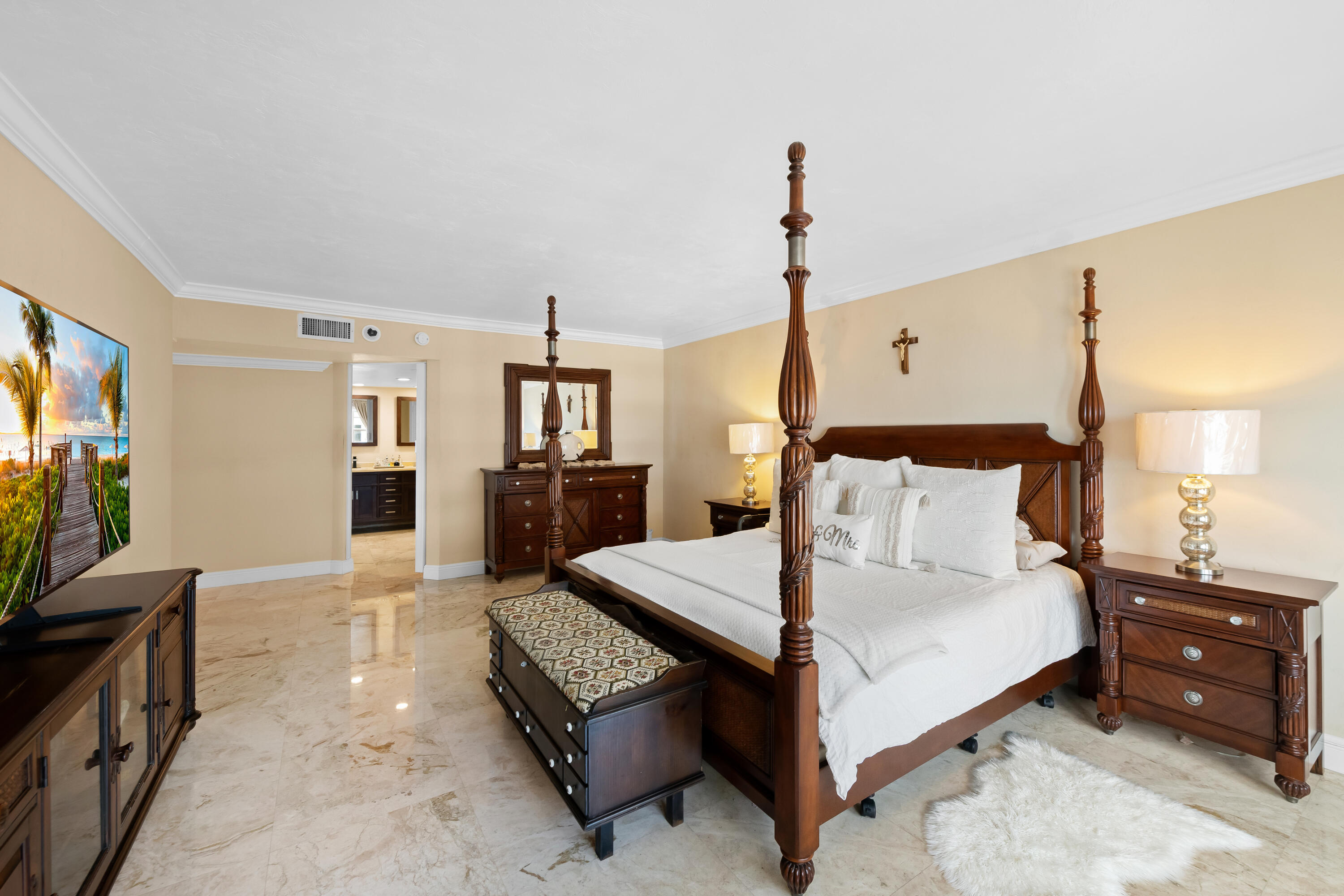 3750 Galt Ocean Dr #1211 Fort Lauderdale, FL 33308