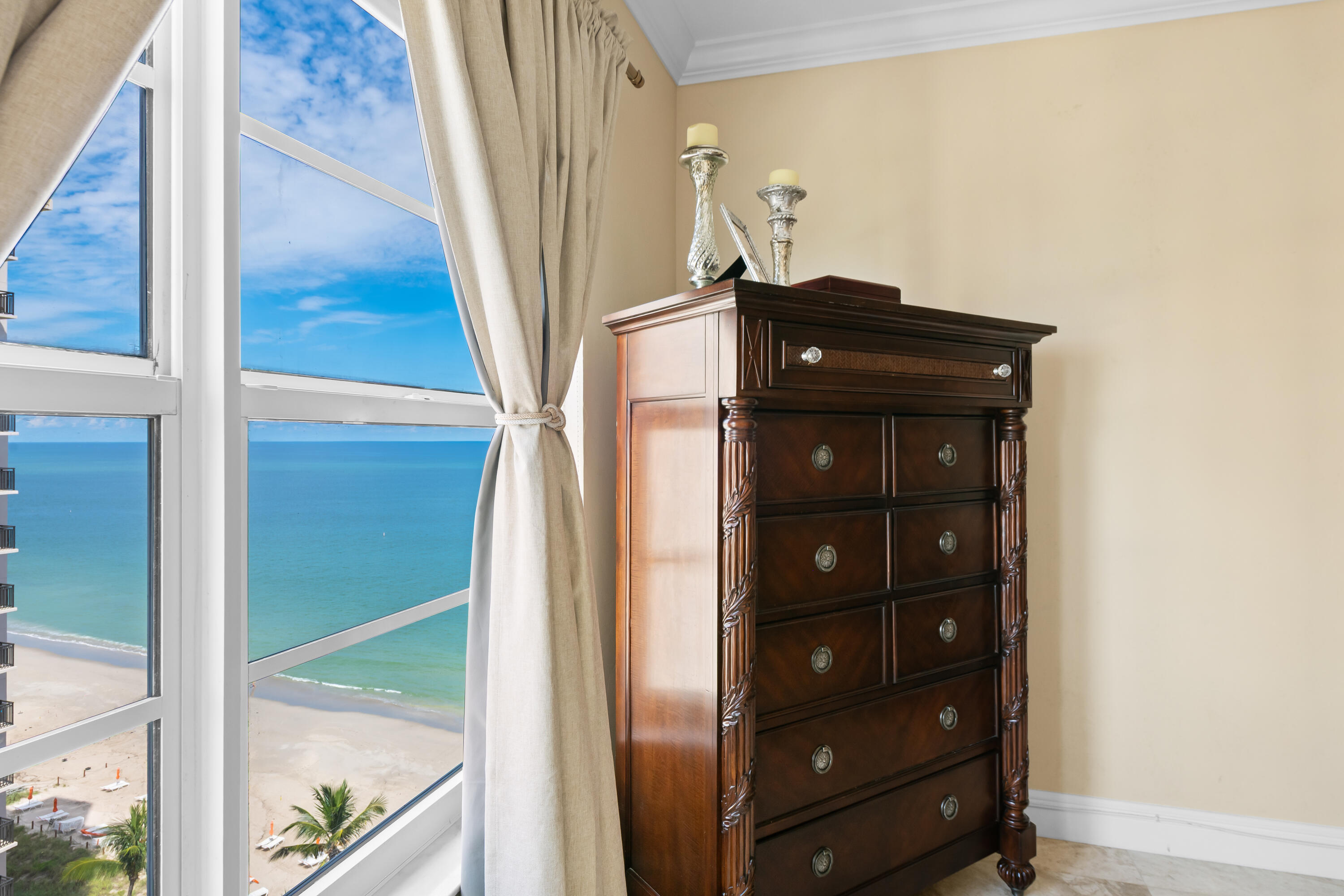 3750 Galt Ocean Dr #1211 Fort Lauderdale, FL 33308