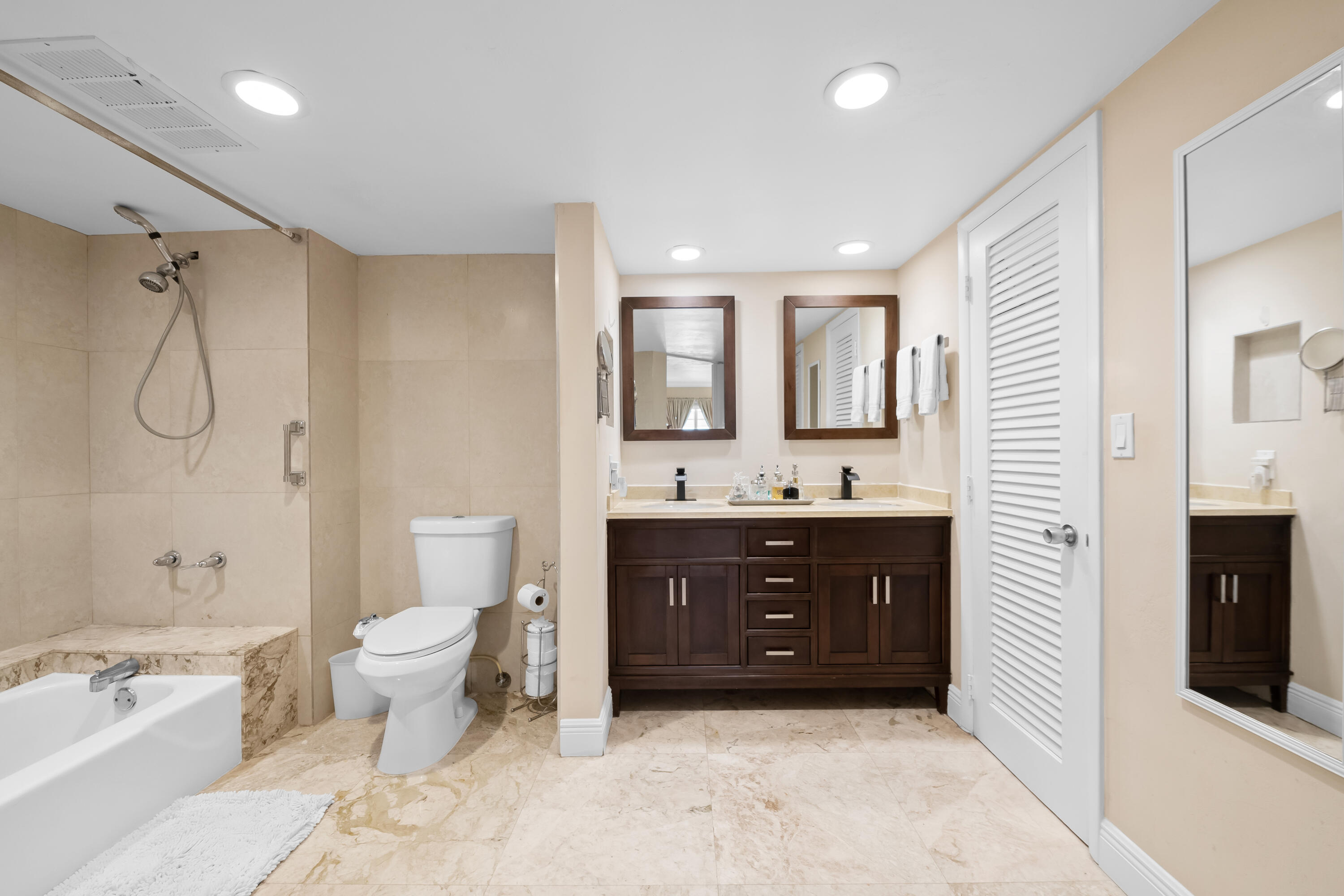 3750 Galt Ocean Dr #1211 Fort Lauderdale, FL 33308