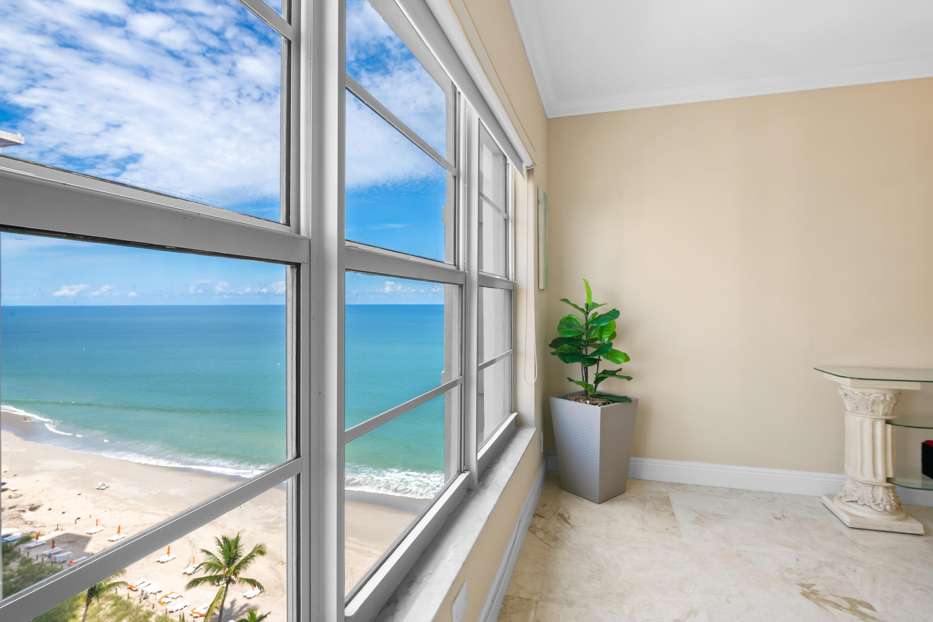 3750 Galt Ocean Dr #1211 Fort Lauderdale, FL 33308