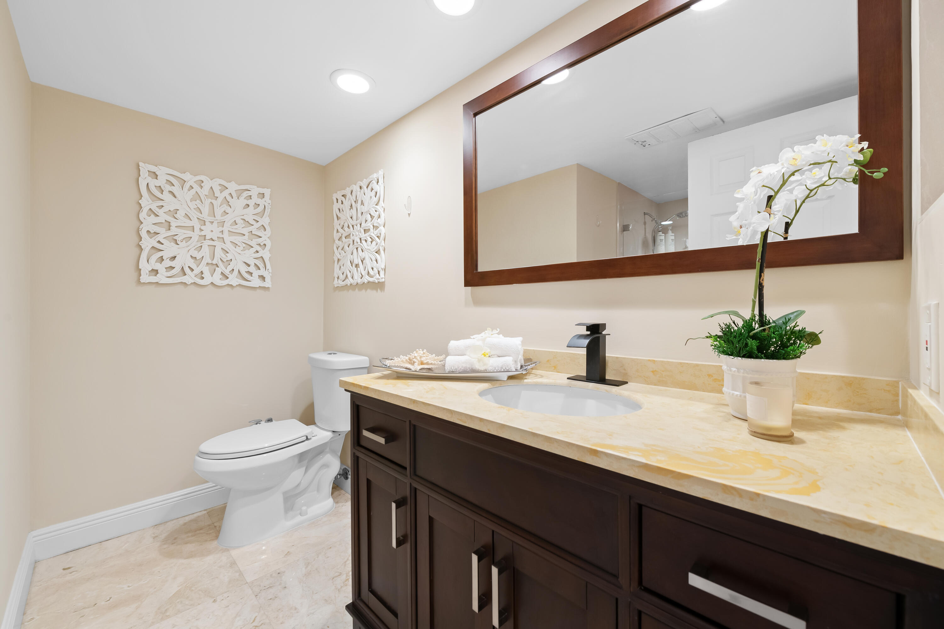 3750 Galt Ocean Dr #1211 Fort Lauderdale, FL 33308