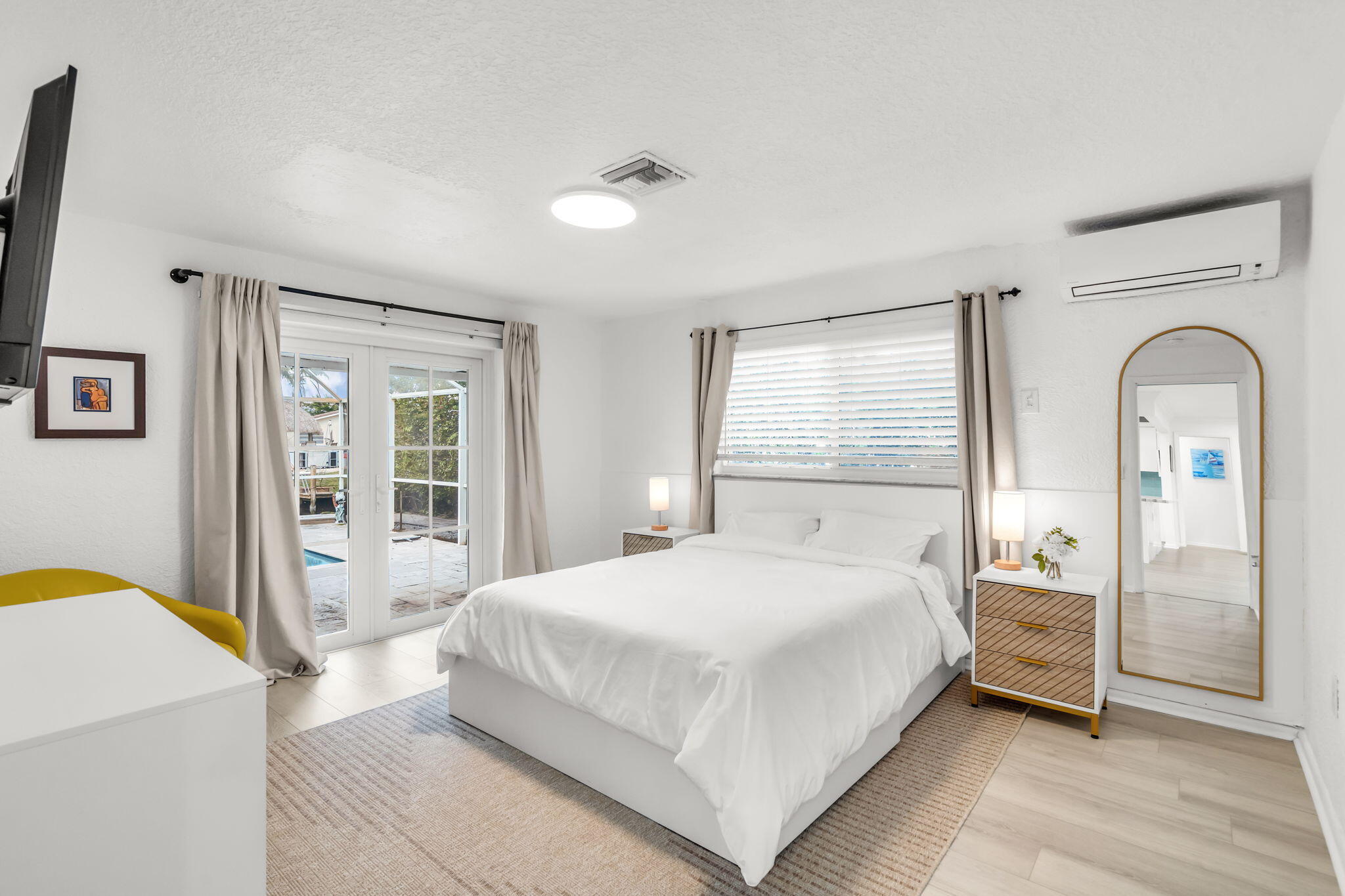 421 SW 18th St Pompano Beach, FL 33060