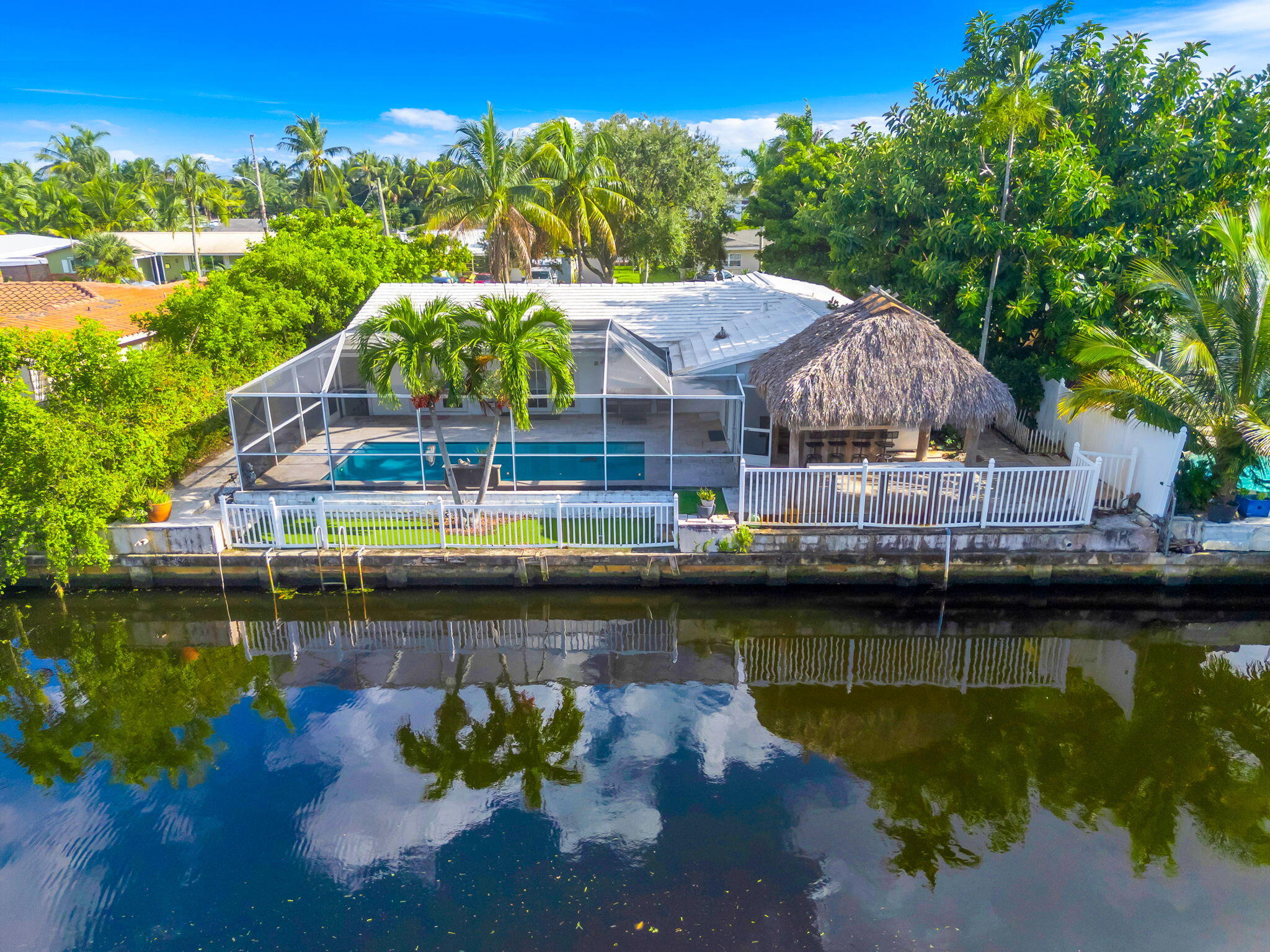 421 SW 18th St Pompano Beach, FL 33060