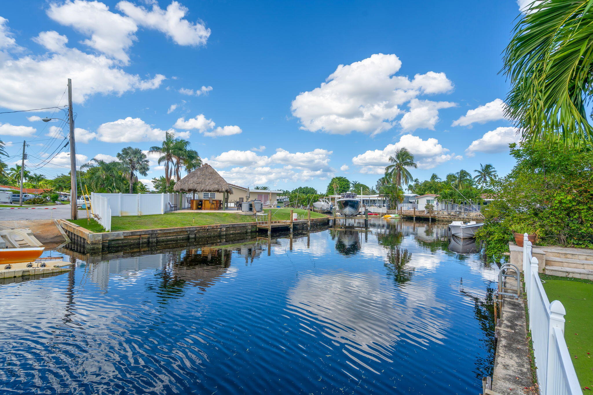 421 SW 18th St Pompano Beach, FL 33060