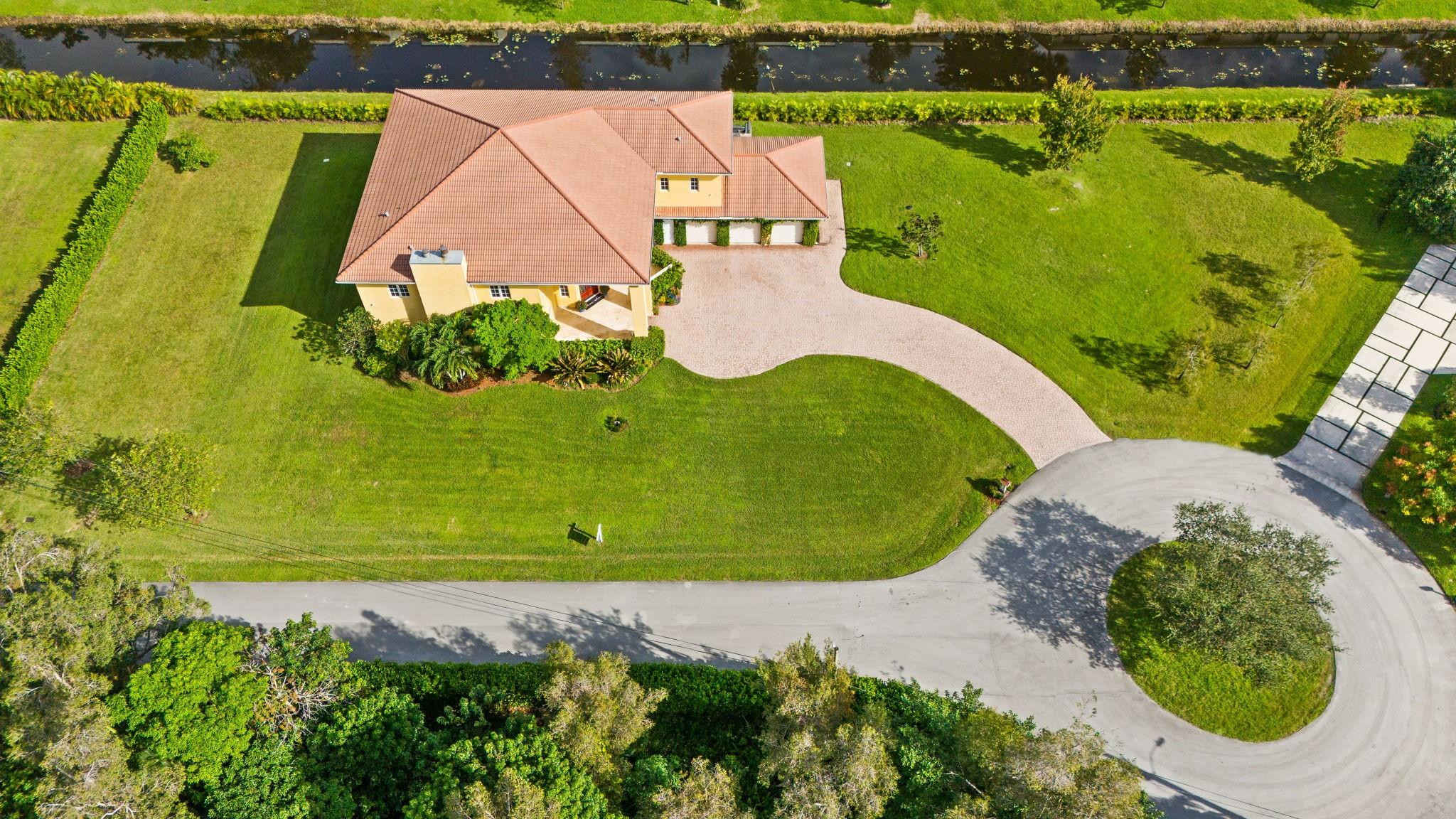 11621 SW 1st St Plantation, FL 33325