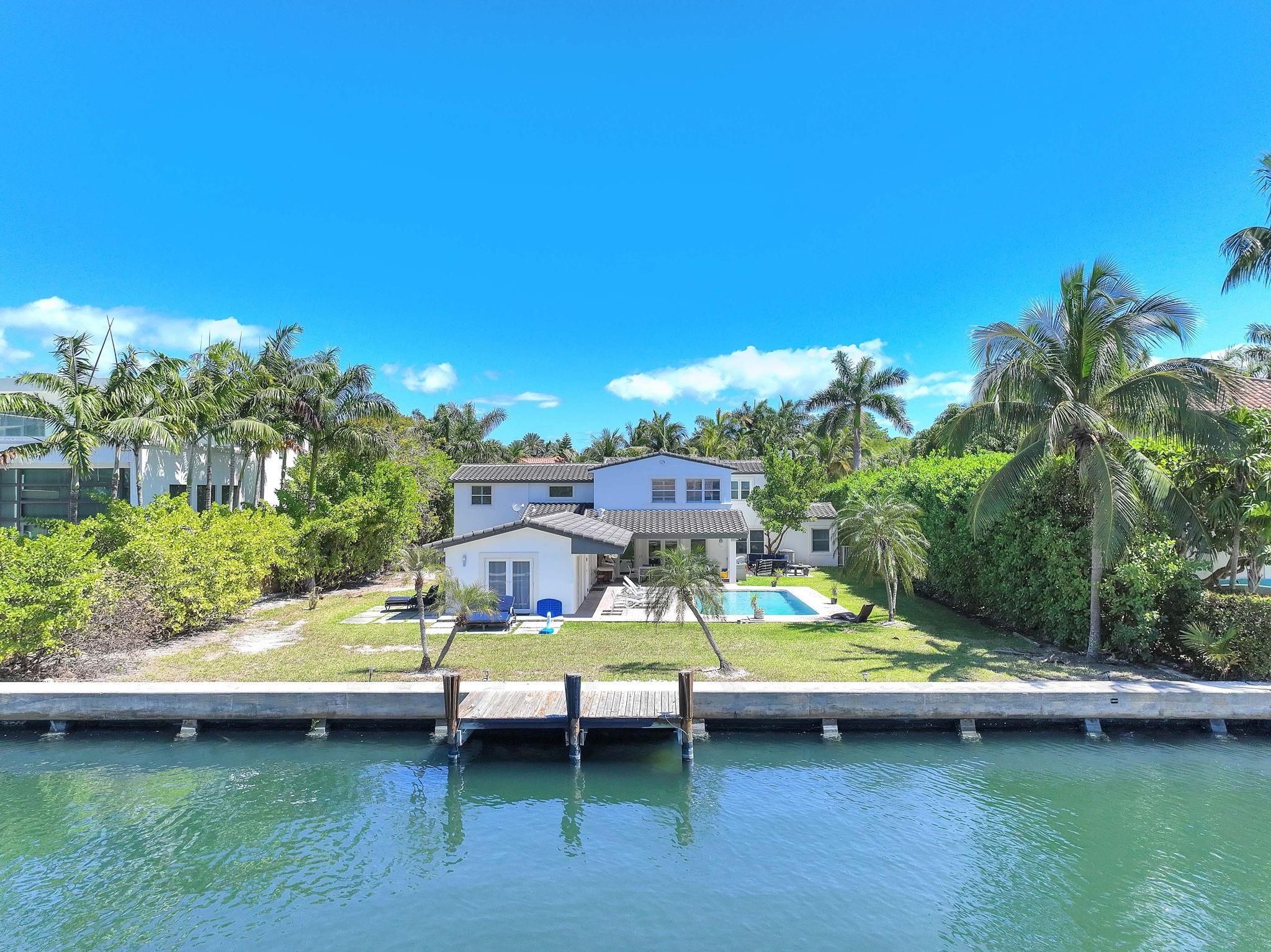 354 Golden Bch Dr Golden Beach, FL 33160
