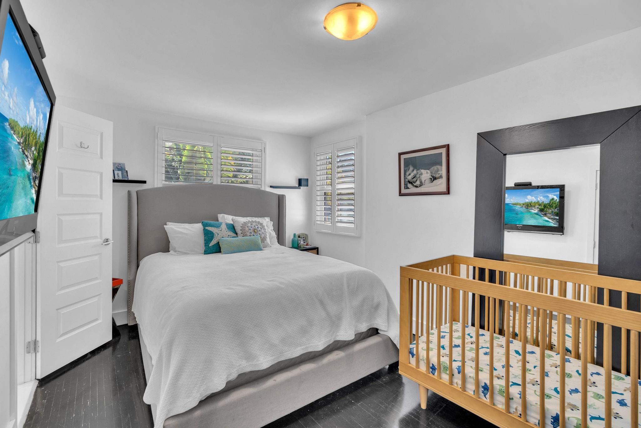 354 Golden Bch Dr Golden Beach, FL 33160