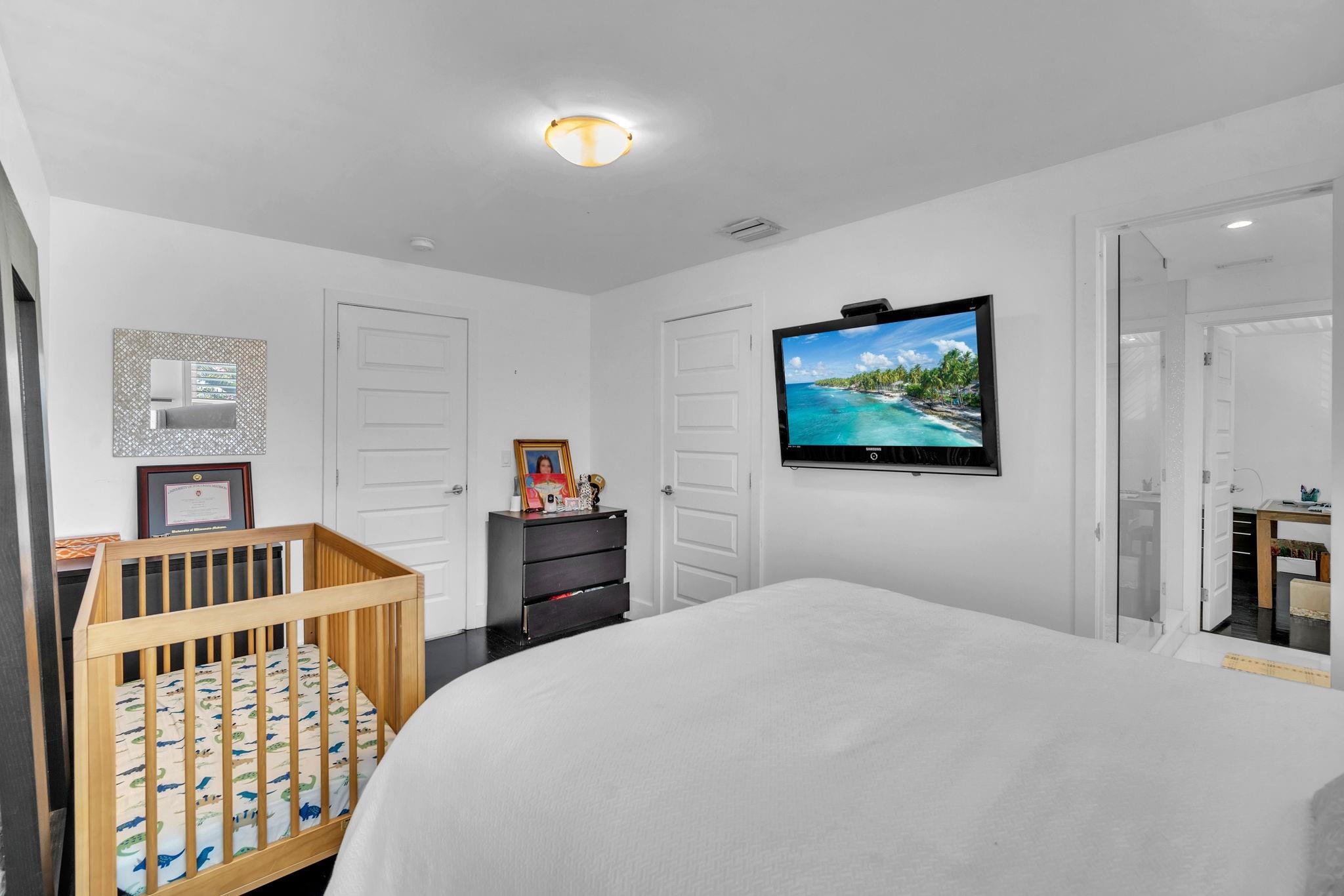 354 Golden Bch Dr Golden Beach, FL 33160