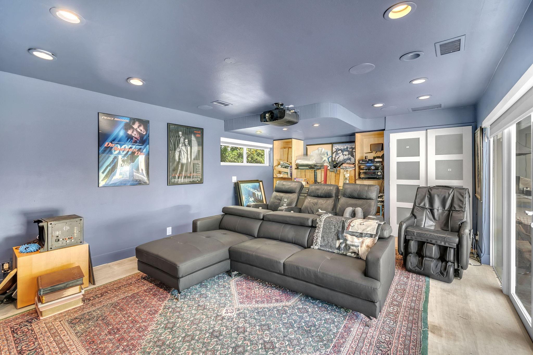 354 Golden Bch Dr Golden Beach, FL 33160