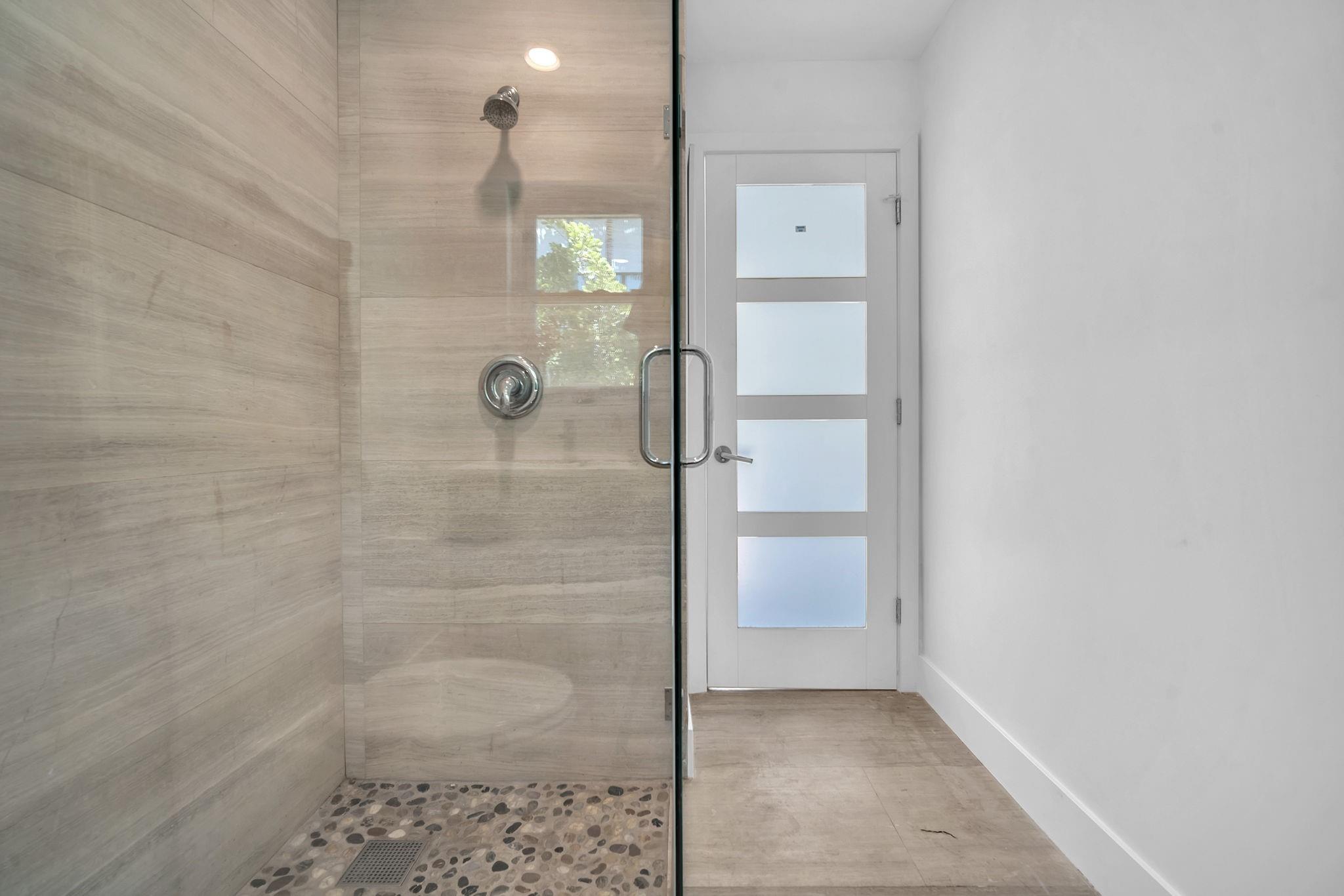 354 Golden Bch Dr Golden Beach, FL 33160