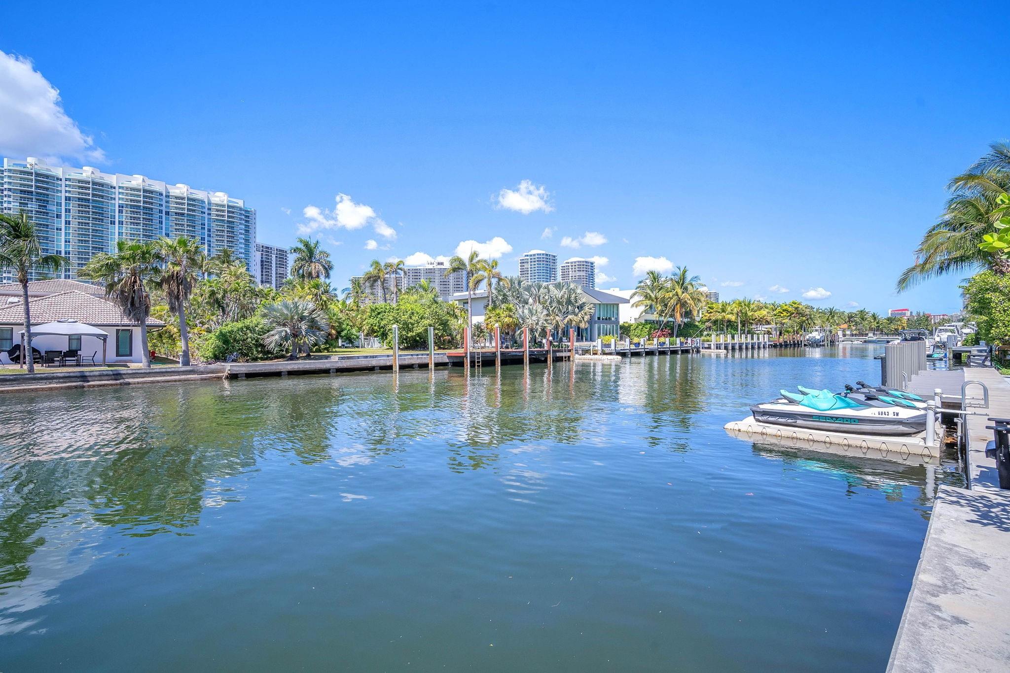 354 Golden Bch Dr Golden Beach, FL 33160