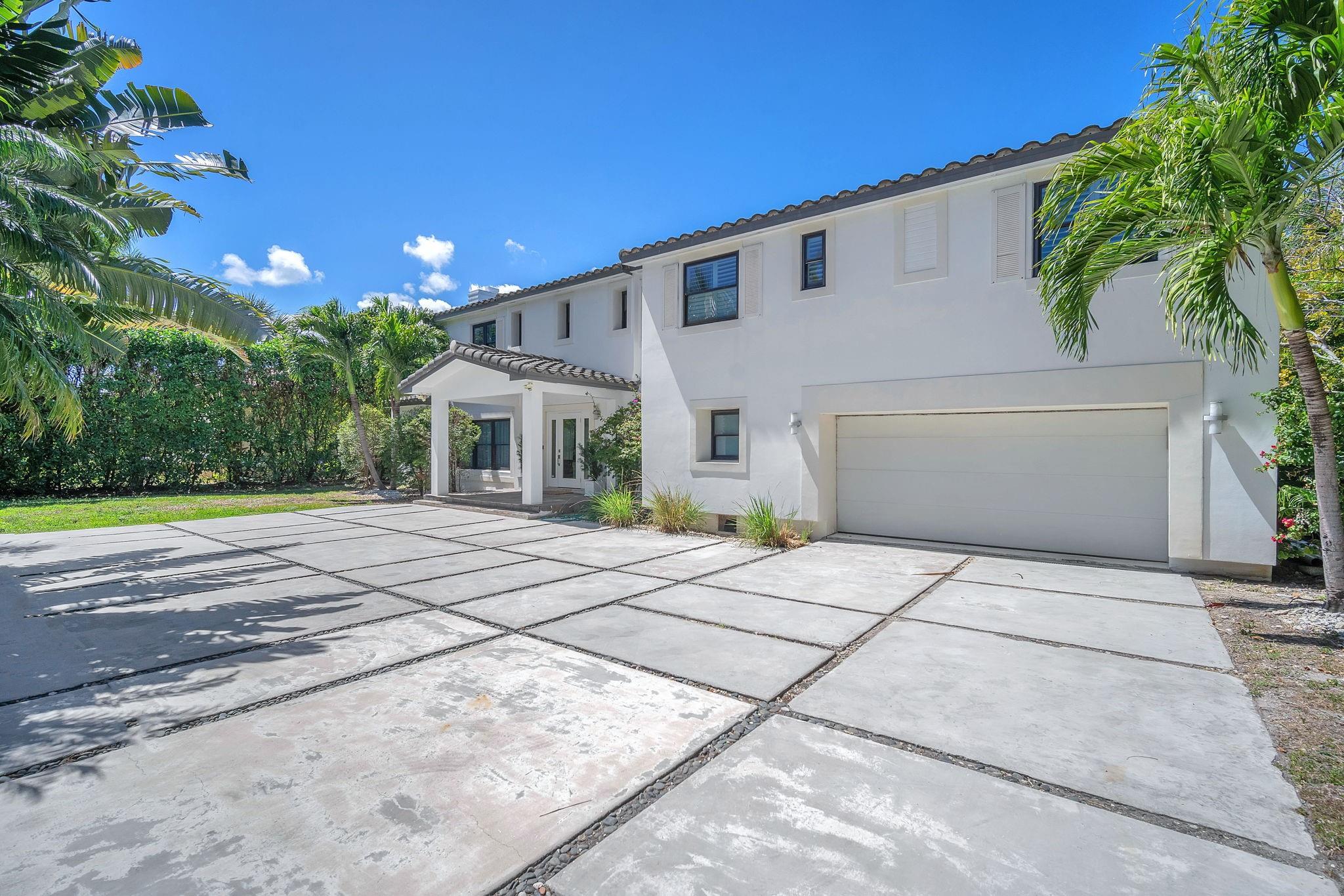 354 Golden Bch Dr Golden Beach, FL 33160