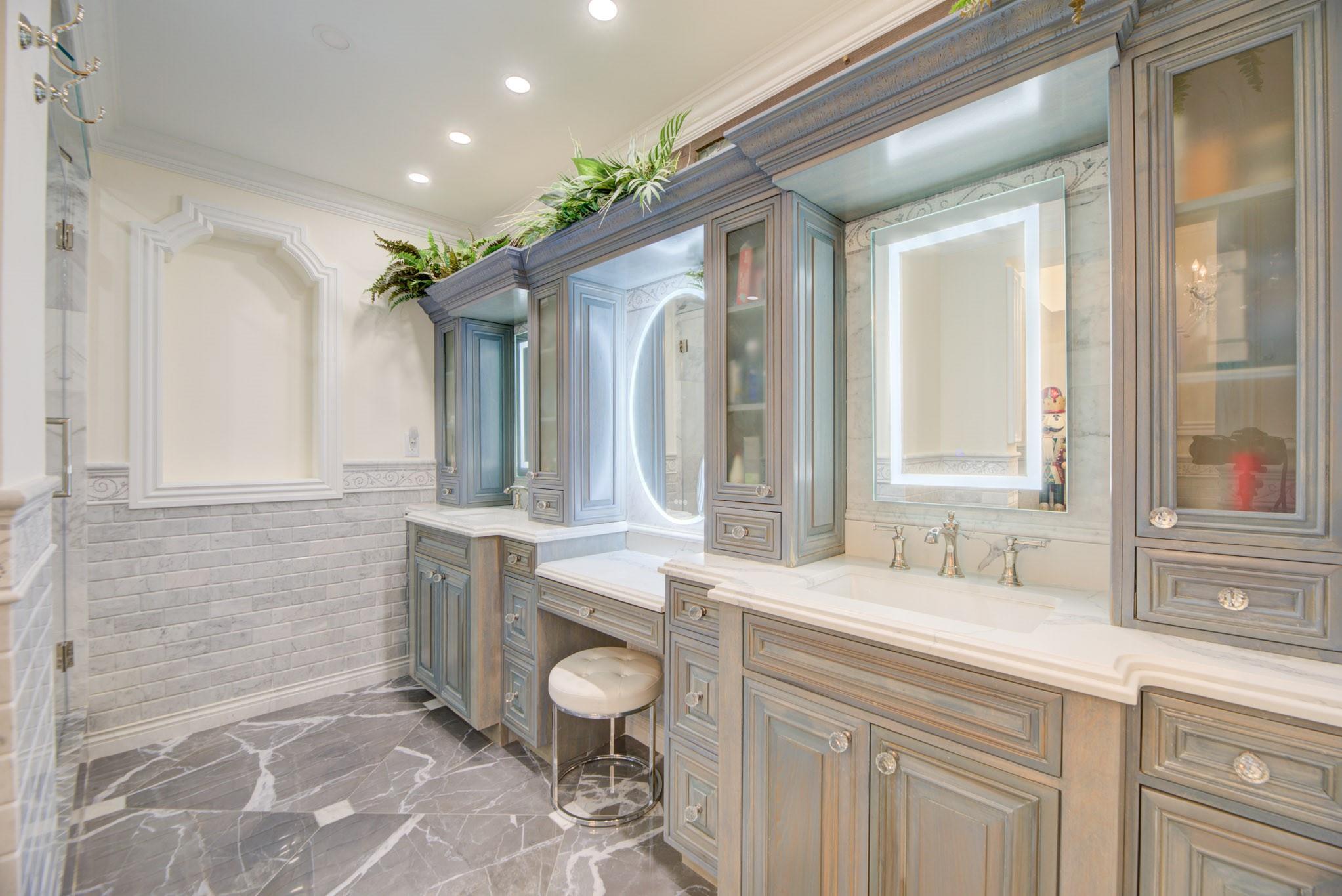 1 Las Olas Cir #1501 Fort Lauderdale, FL 33316