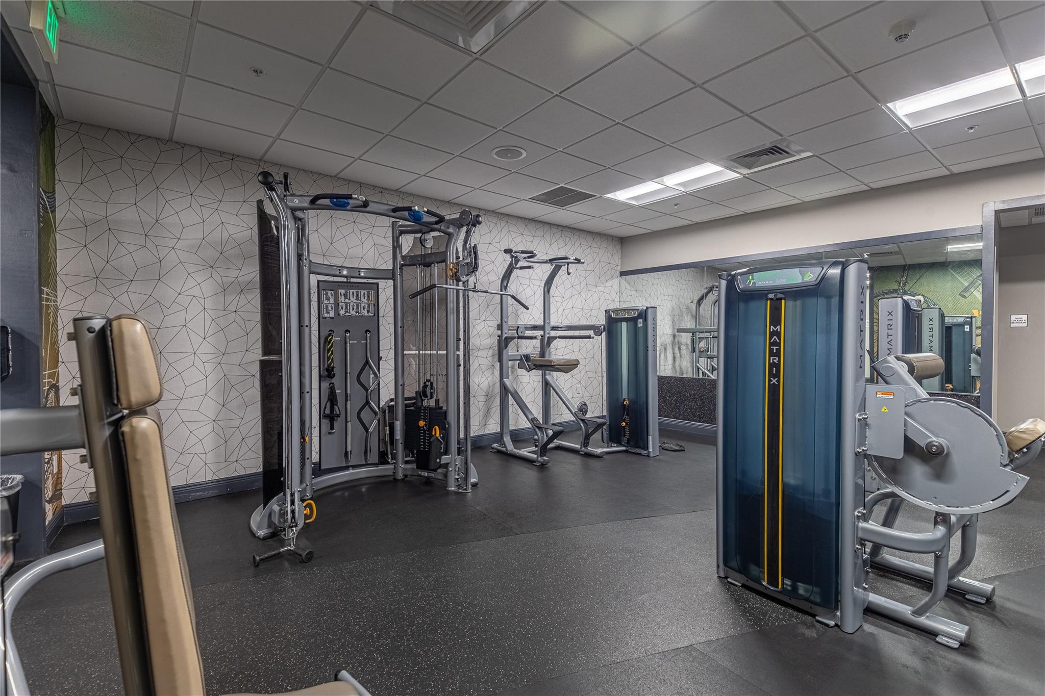 image Opera Tower Condo12