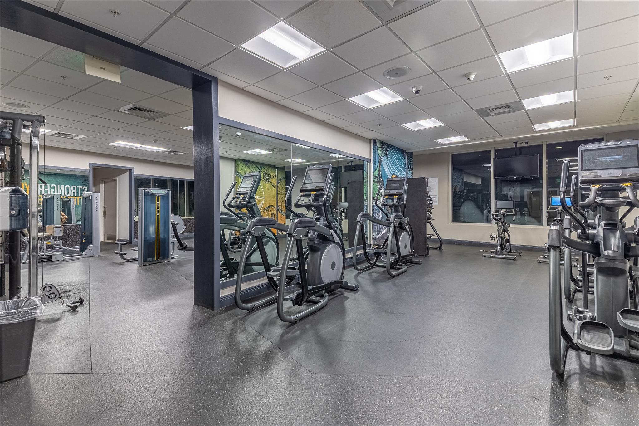 image Opera Tower Condo13