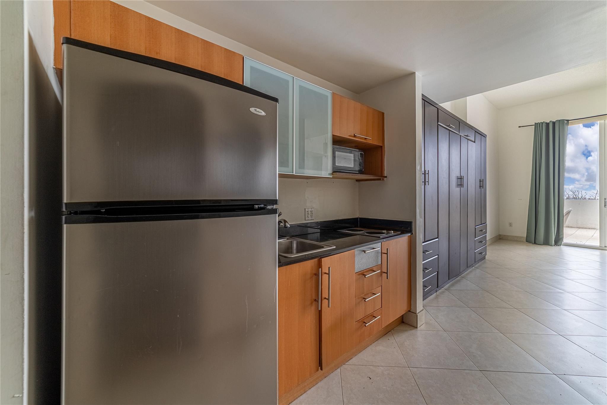 image Opera Tower Condo2