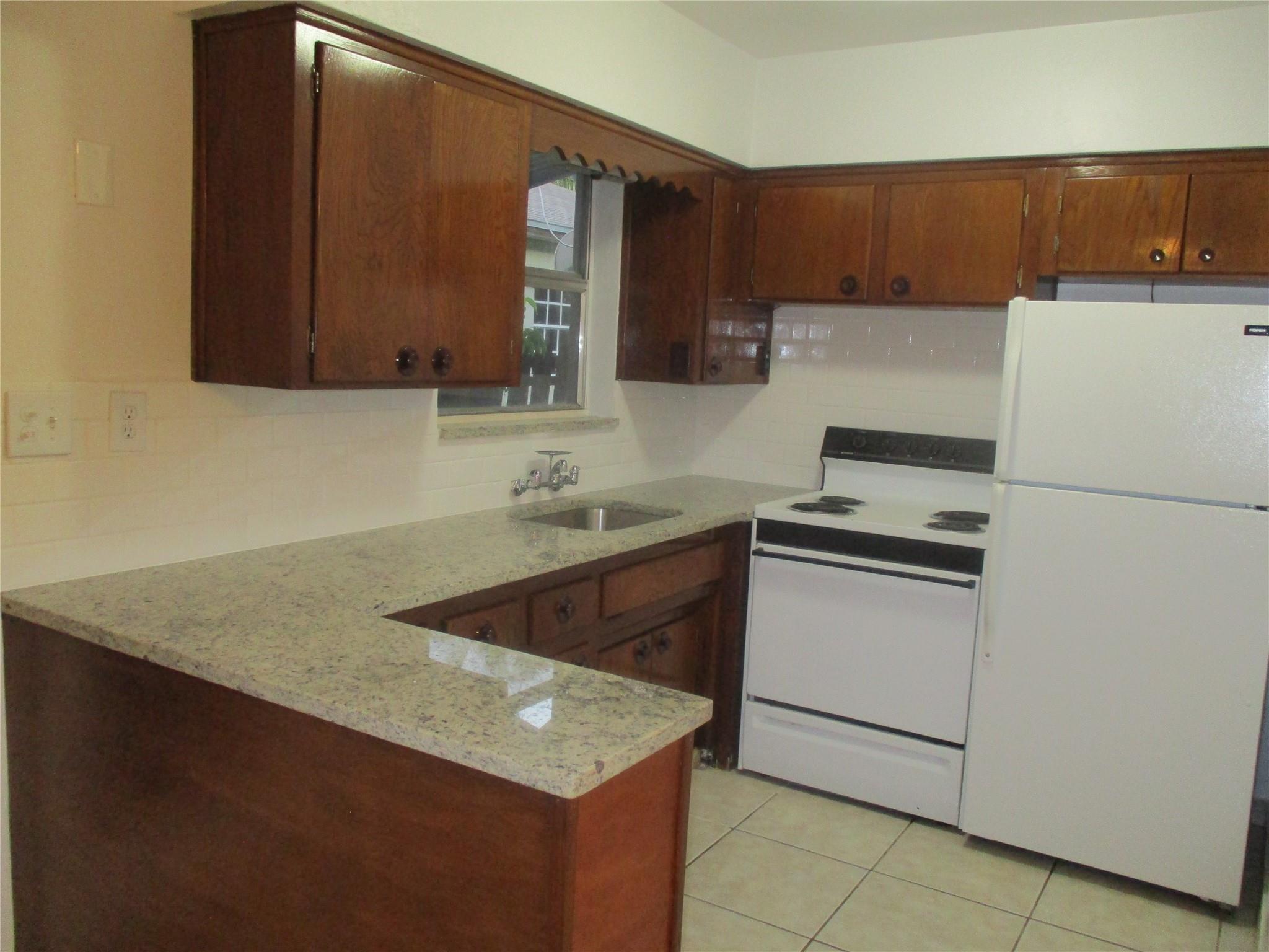 2640 Pierce St #7