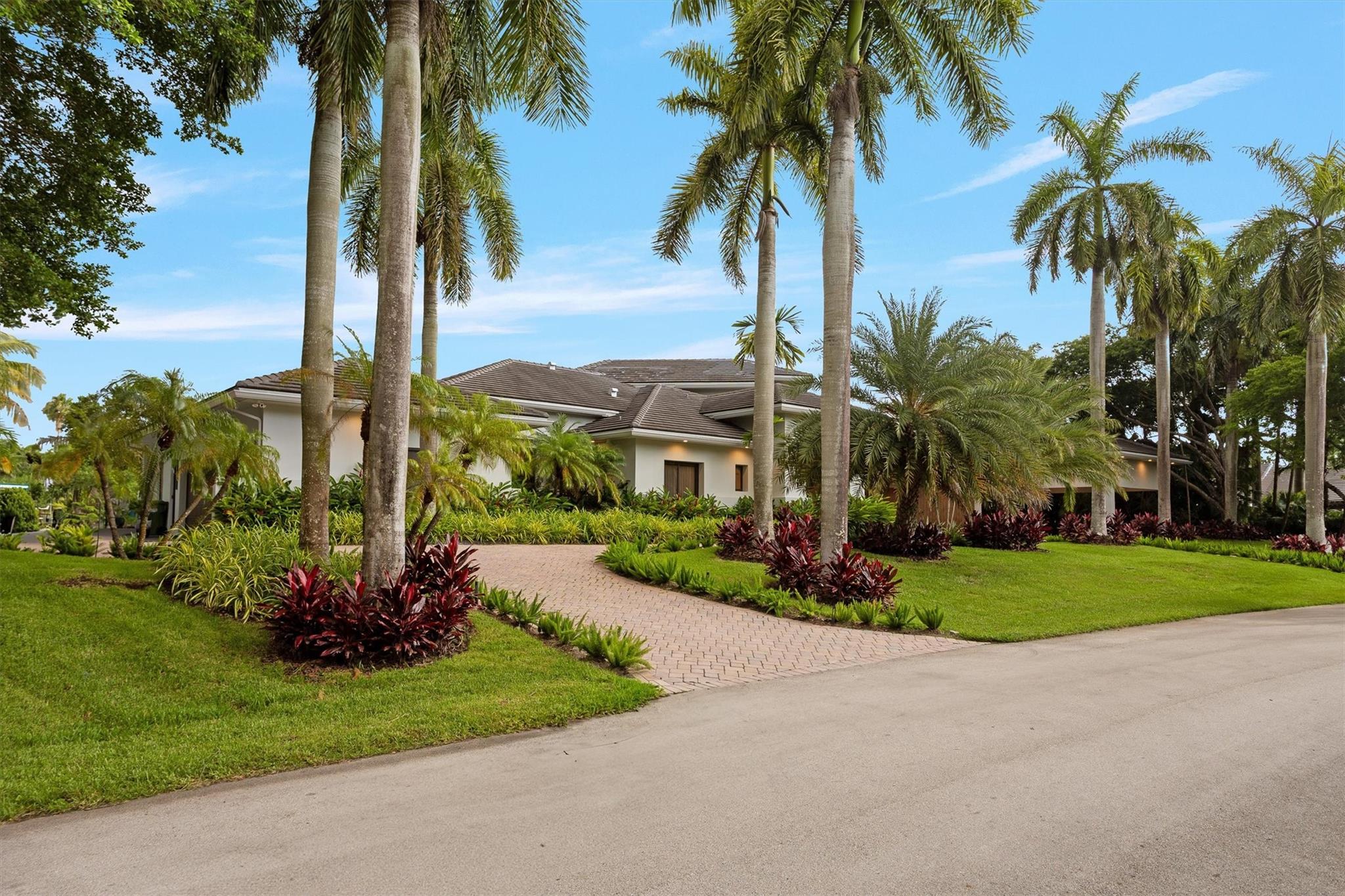 3340 Paddock Rd Weston, FL 33331